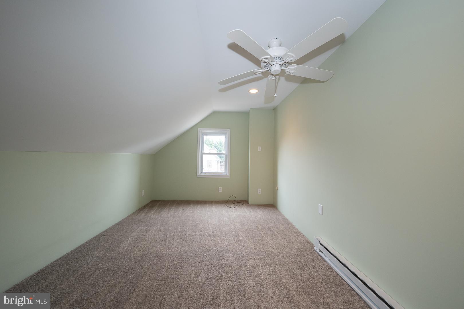 OAKMONT - Residential