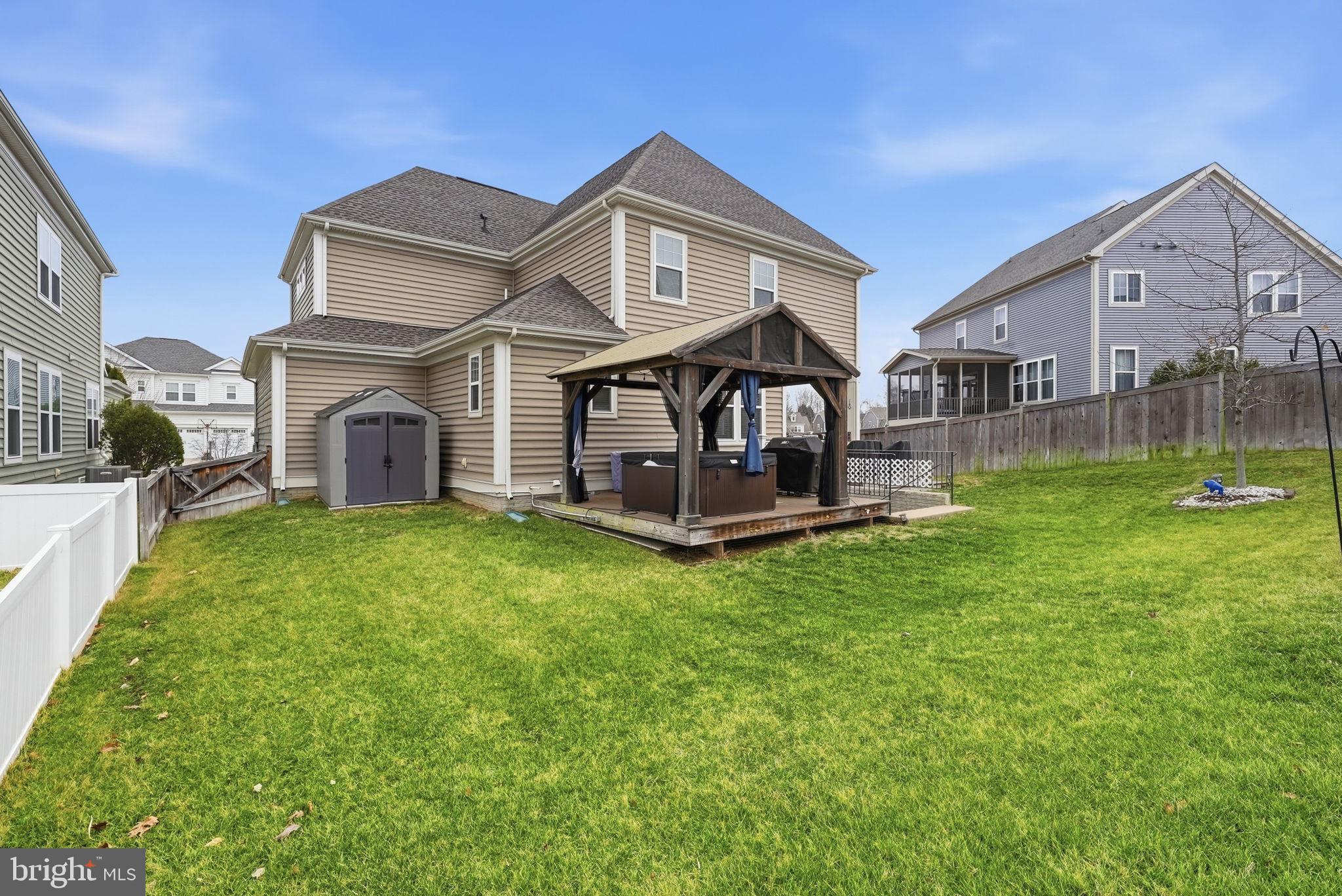 EMBREY MILL - Residential