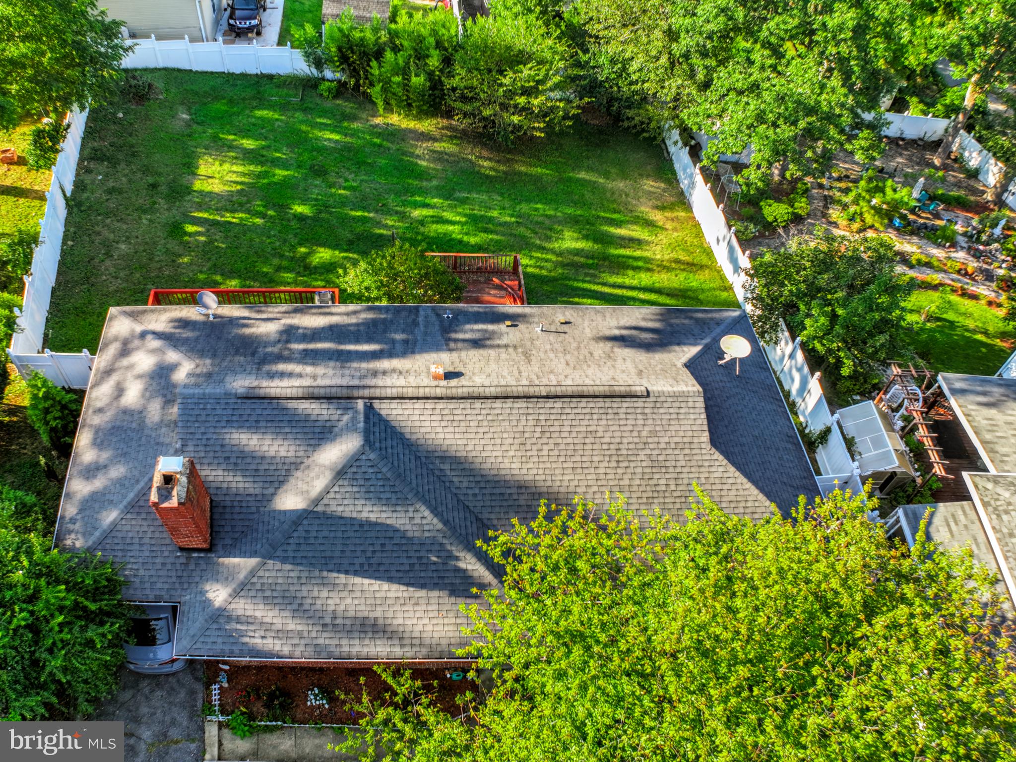 1906 FOREST DALE DRIVE