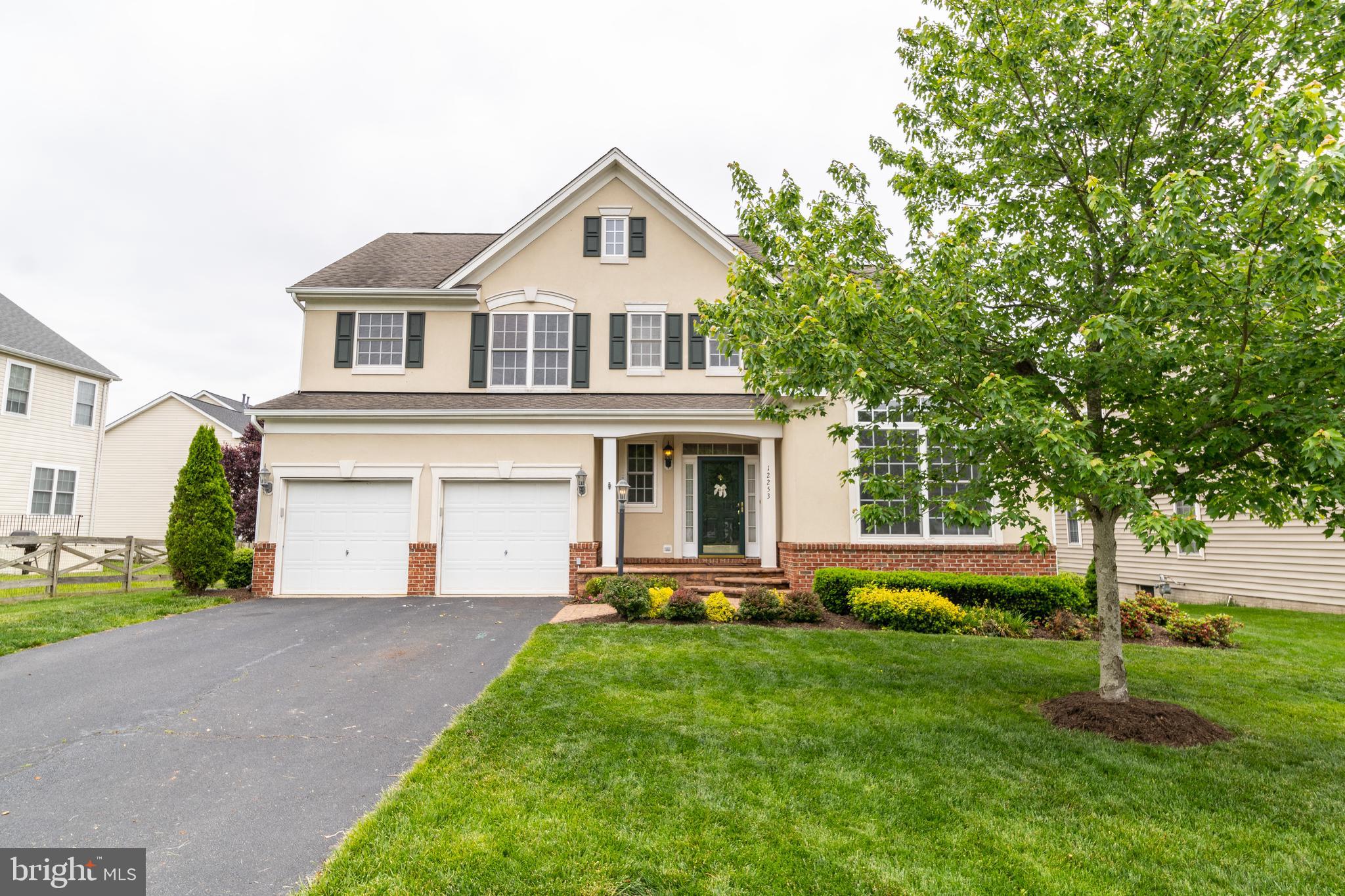 VICTORY LAKES - Residential