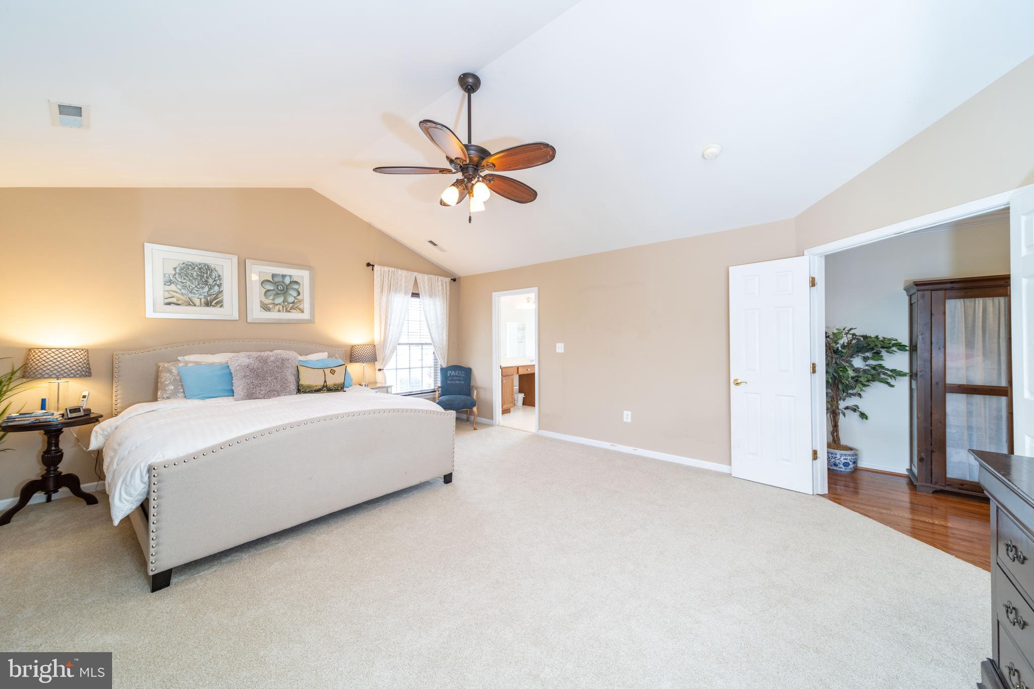 VICTORY LAKES - Residential