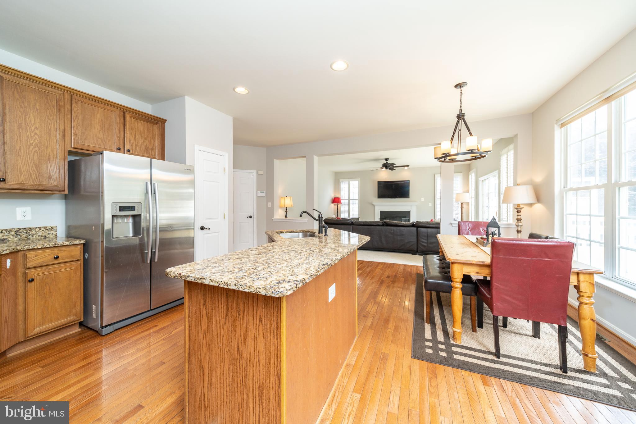 VICTORY LAKES - Residential