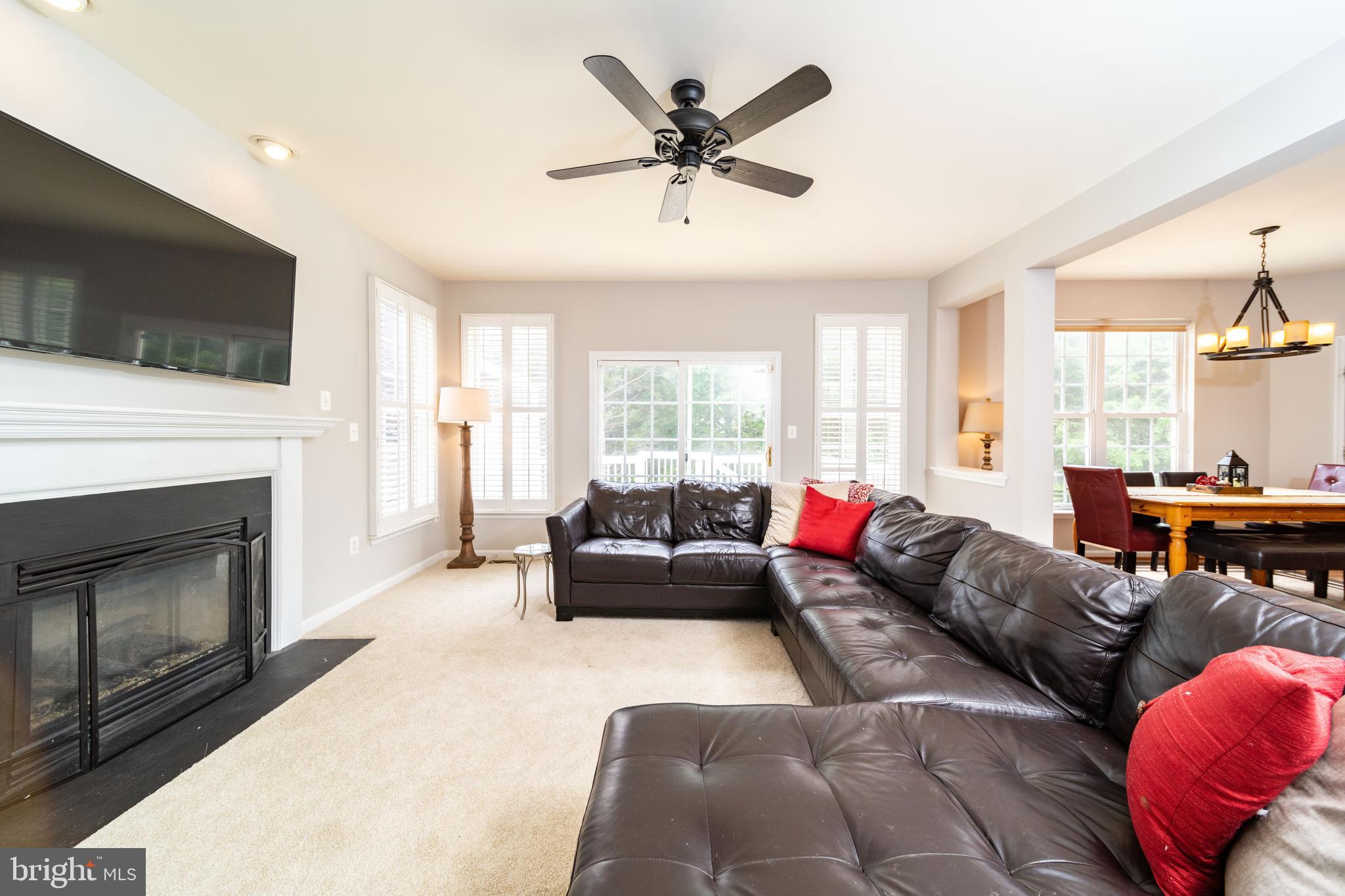 VICTORY LAKES - Residential