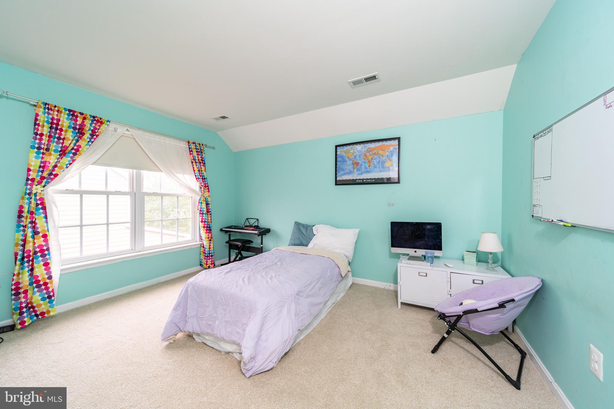 VICTORY LAKES - Residential