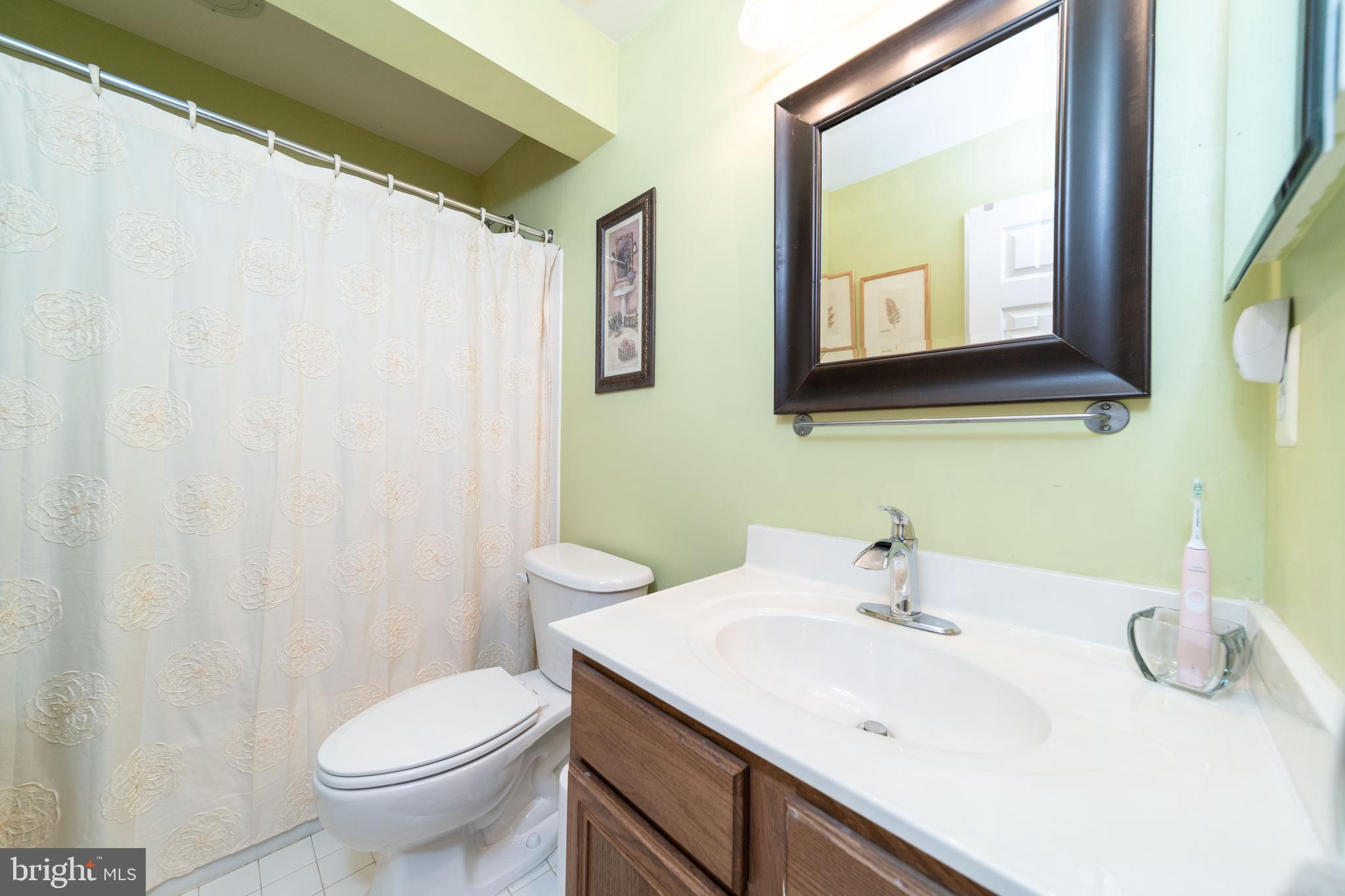 VICTORY LAKES - Residential