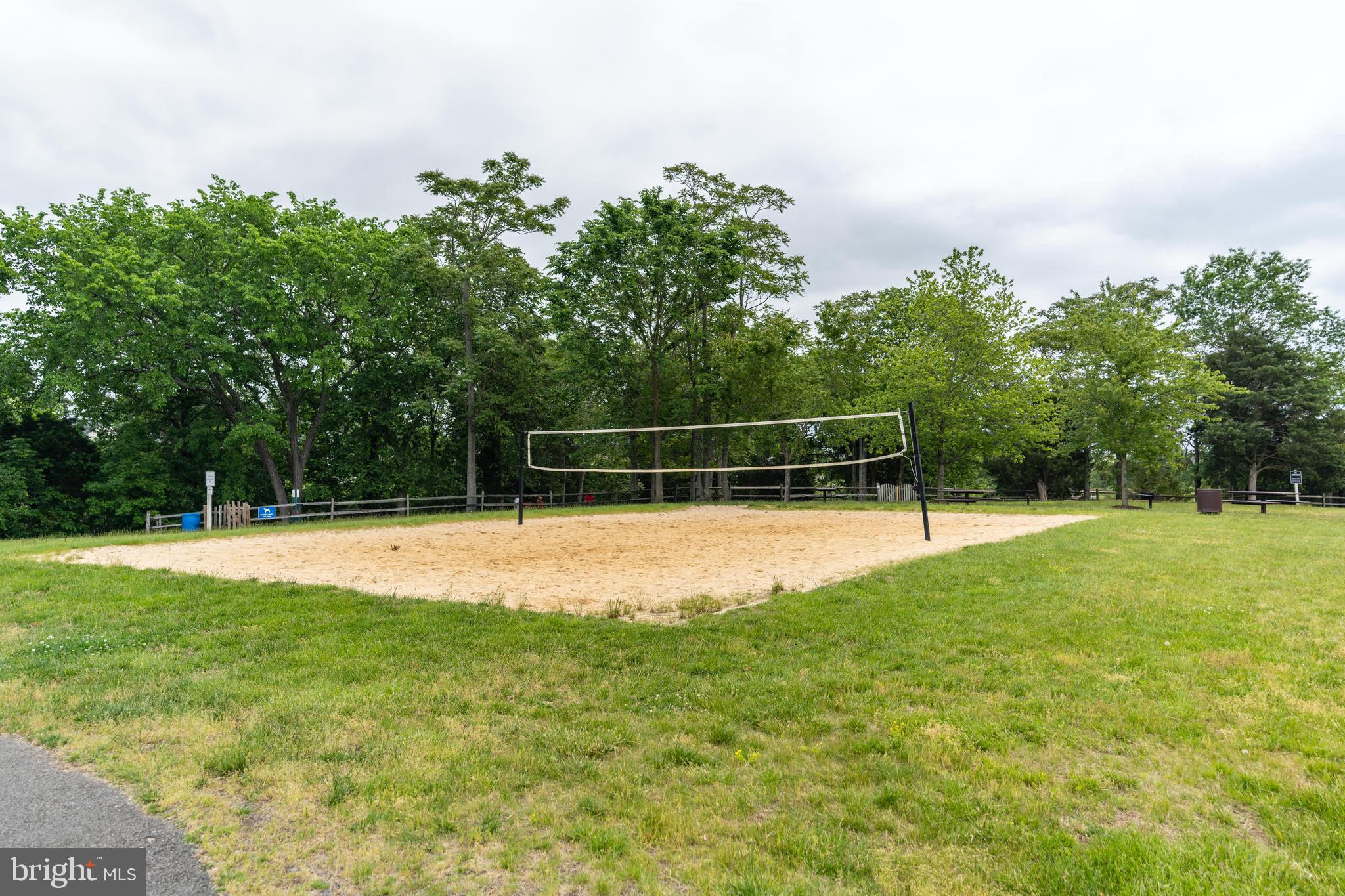 VICTORY LAKES - Residential