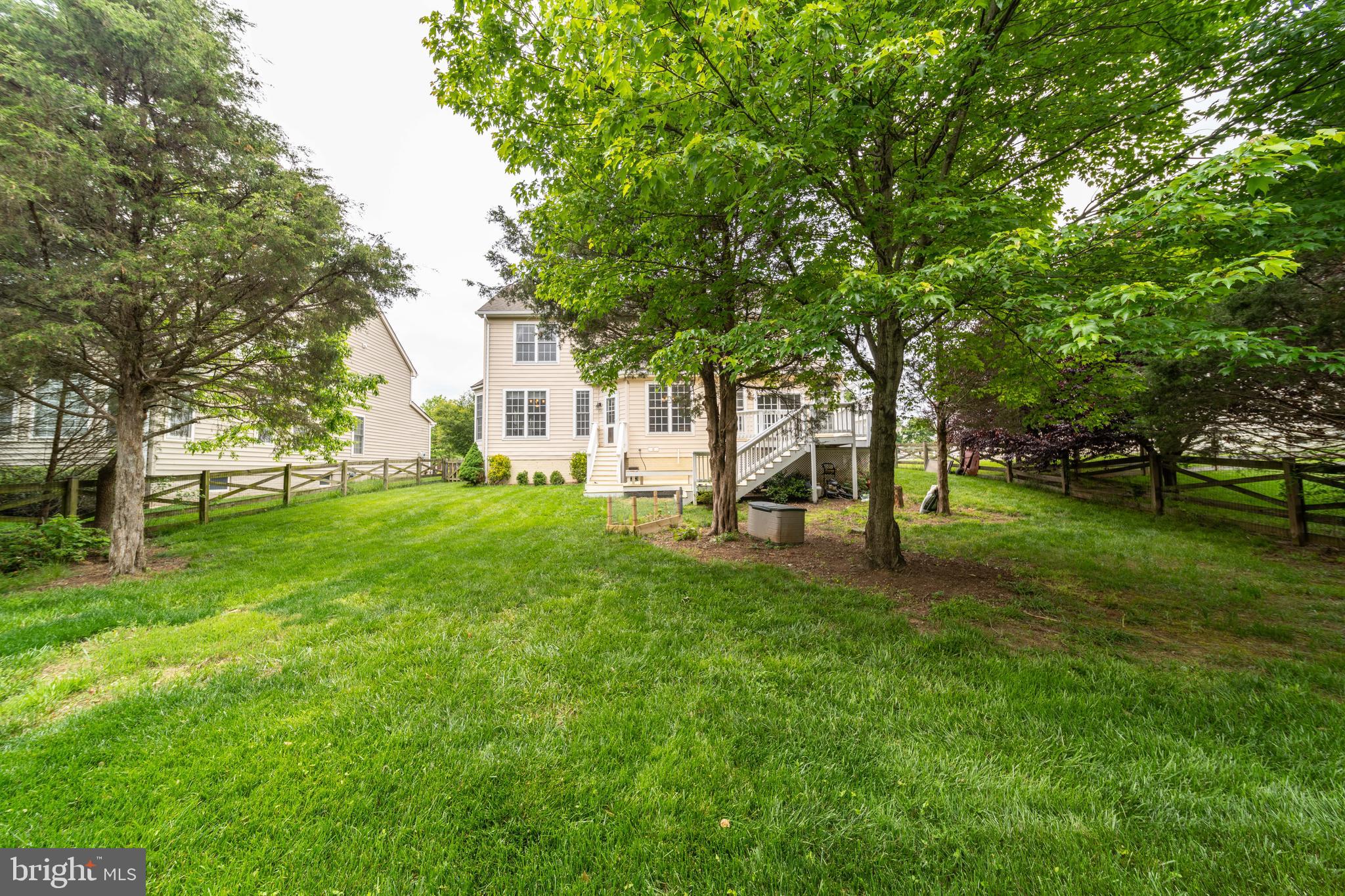 VICTORY LAKES - Residential