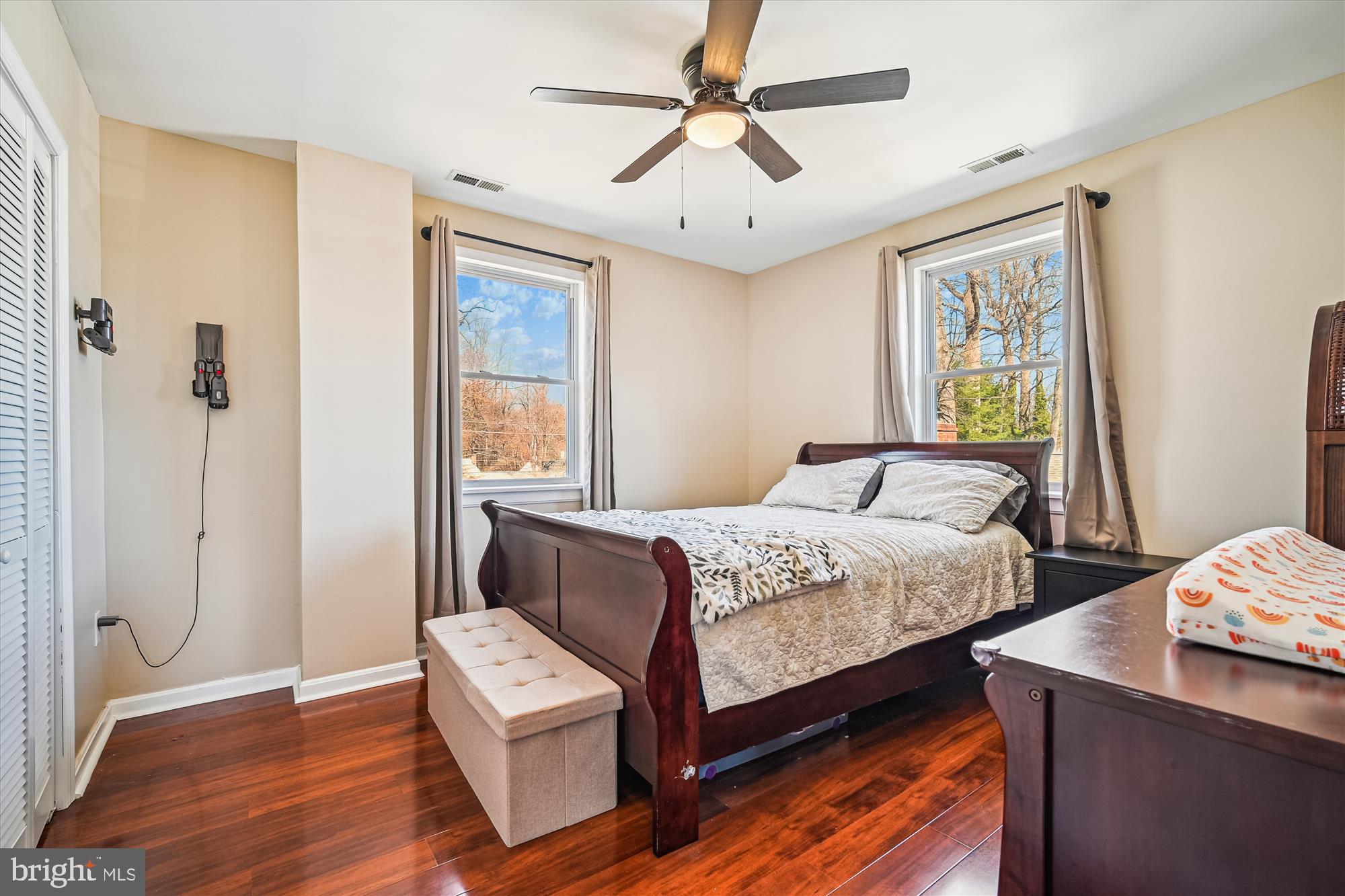 NORTH SPRINGFIELD - Residential