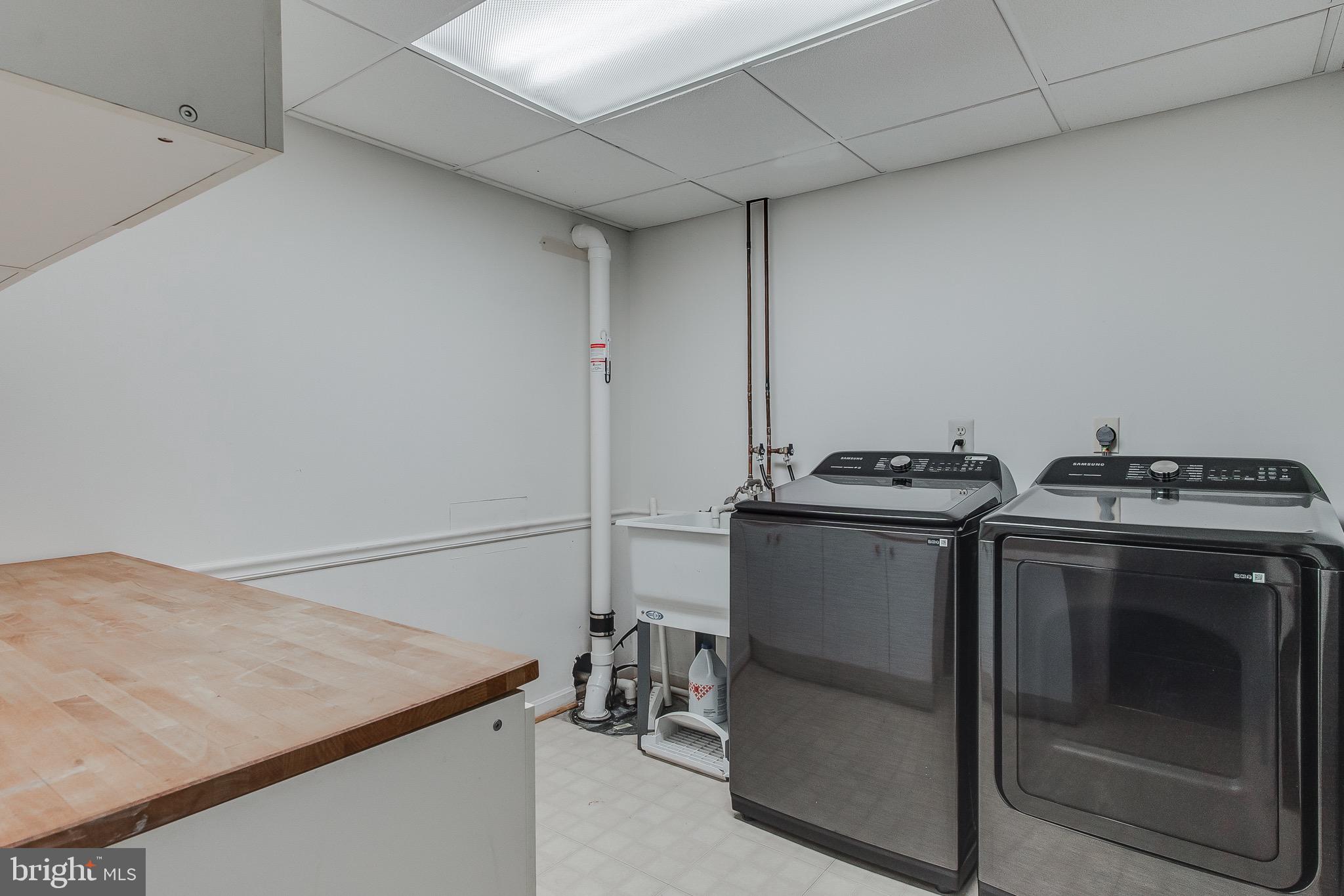 CREST MANOR ESTATES - Residential