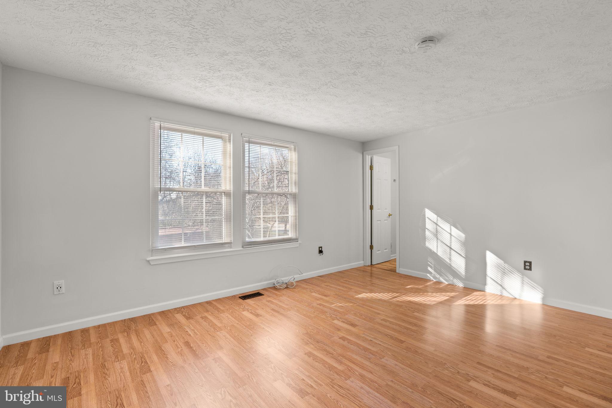 THUNDER HILL - Residential