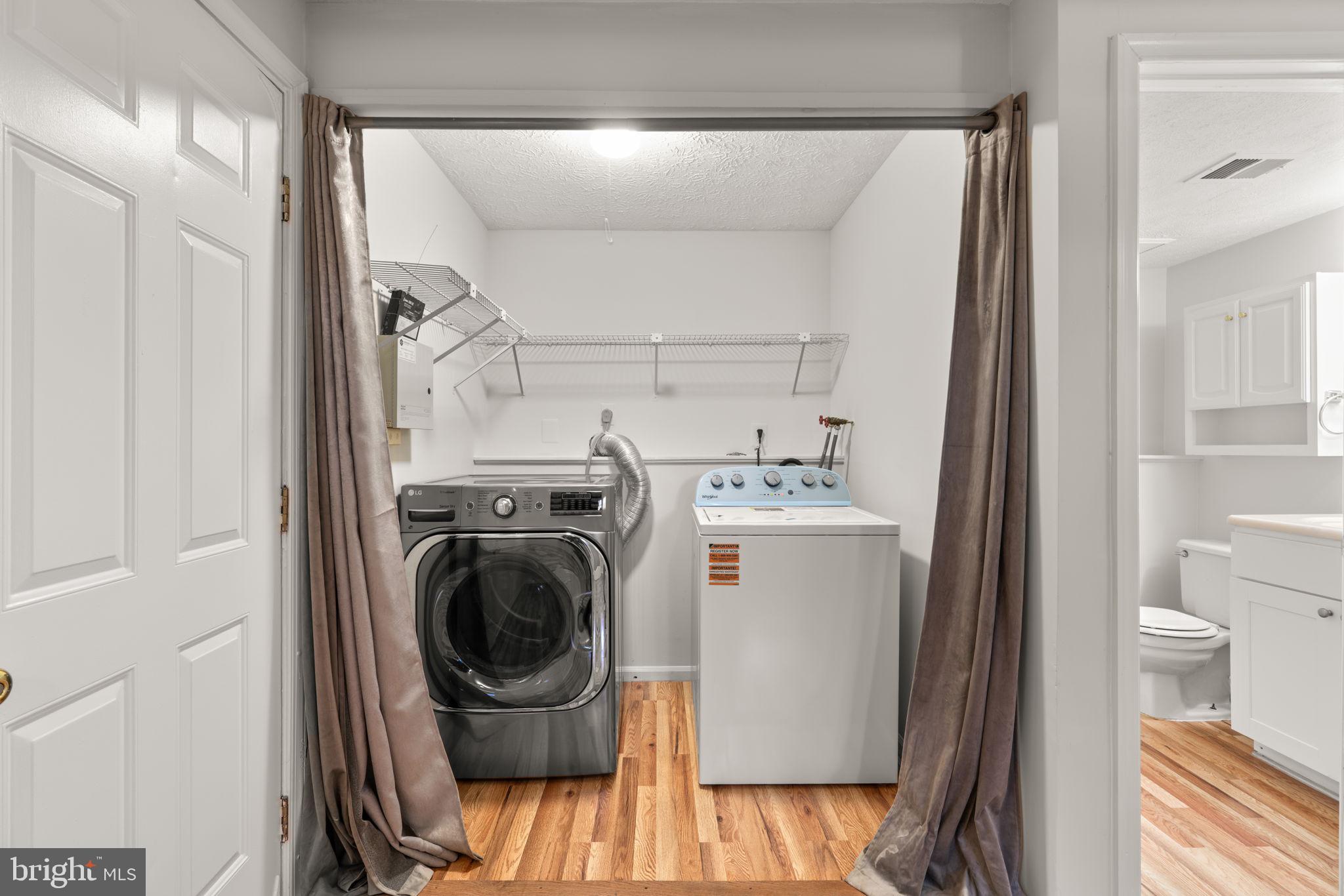 THUNDER HILL - Residential