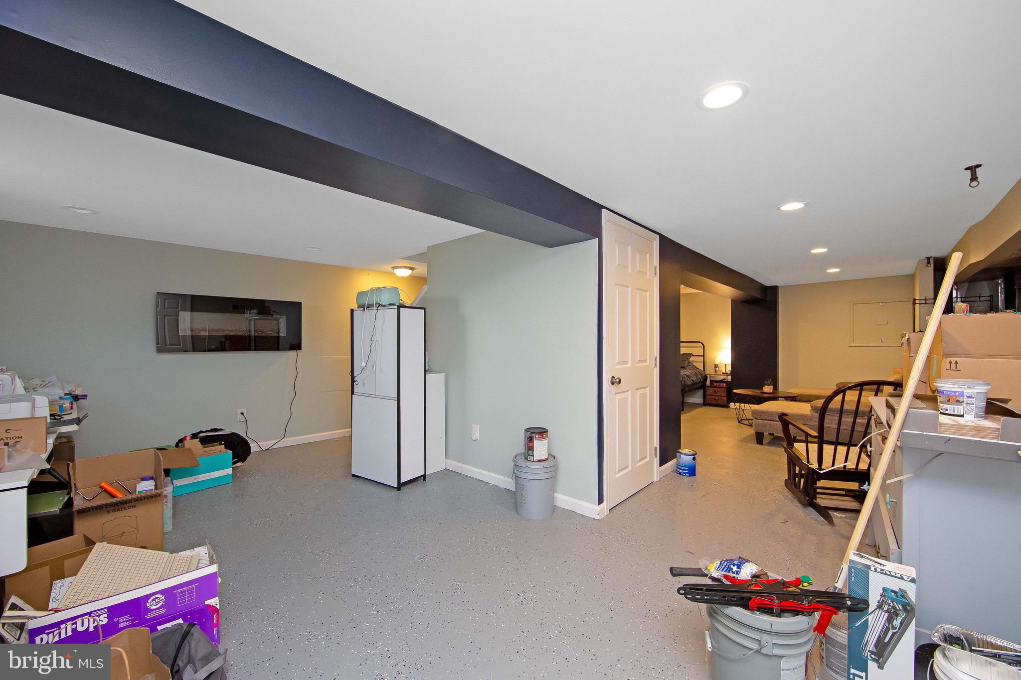 CORNWELL HGTS - Residential