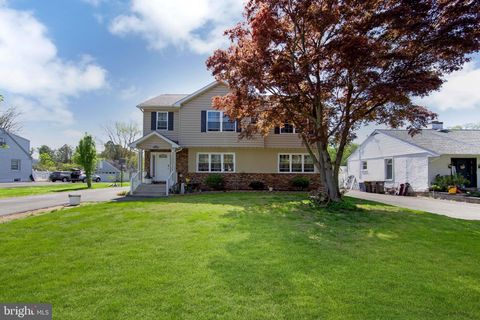 1334 CORNWELLS AVENUE BENSALEM PA 19020