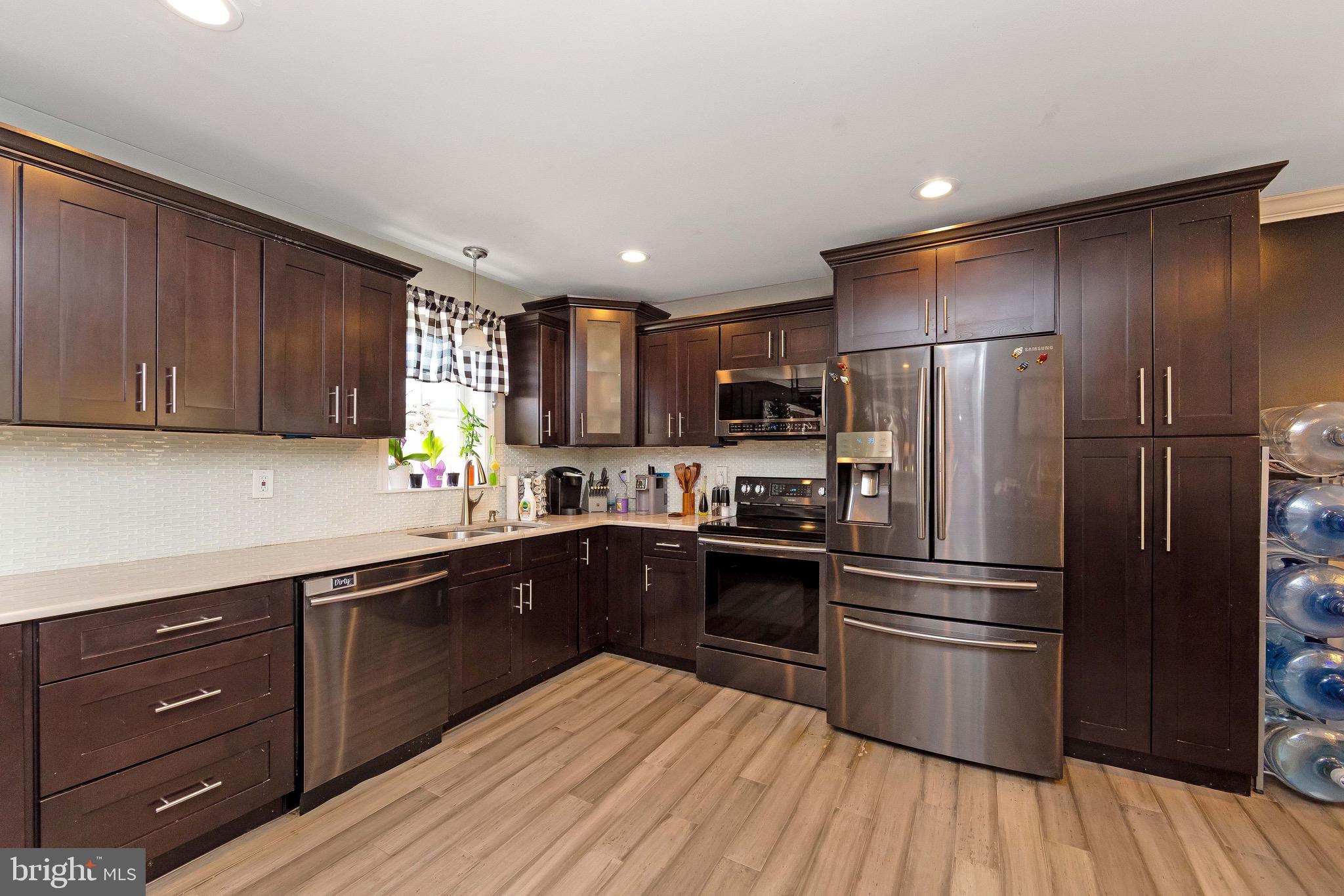 CORNWELL HGTS - Residential