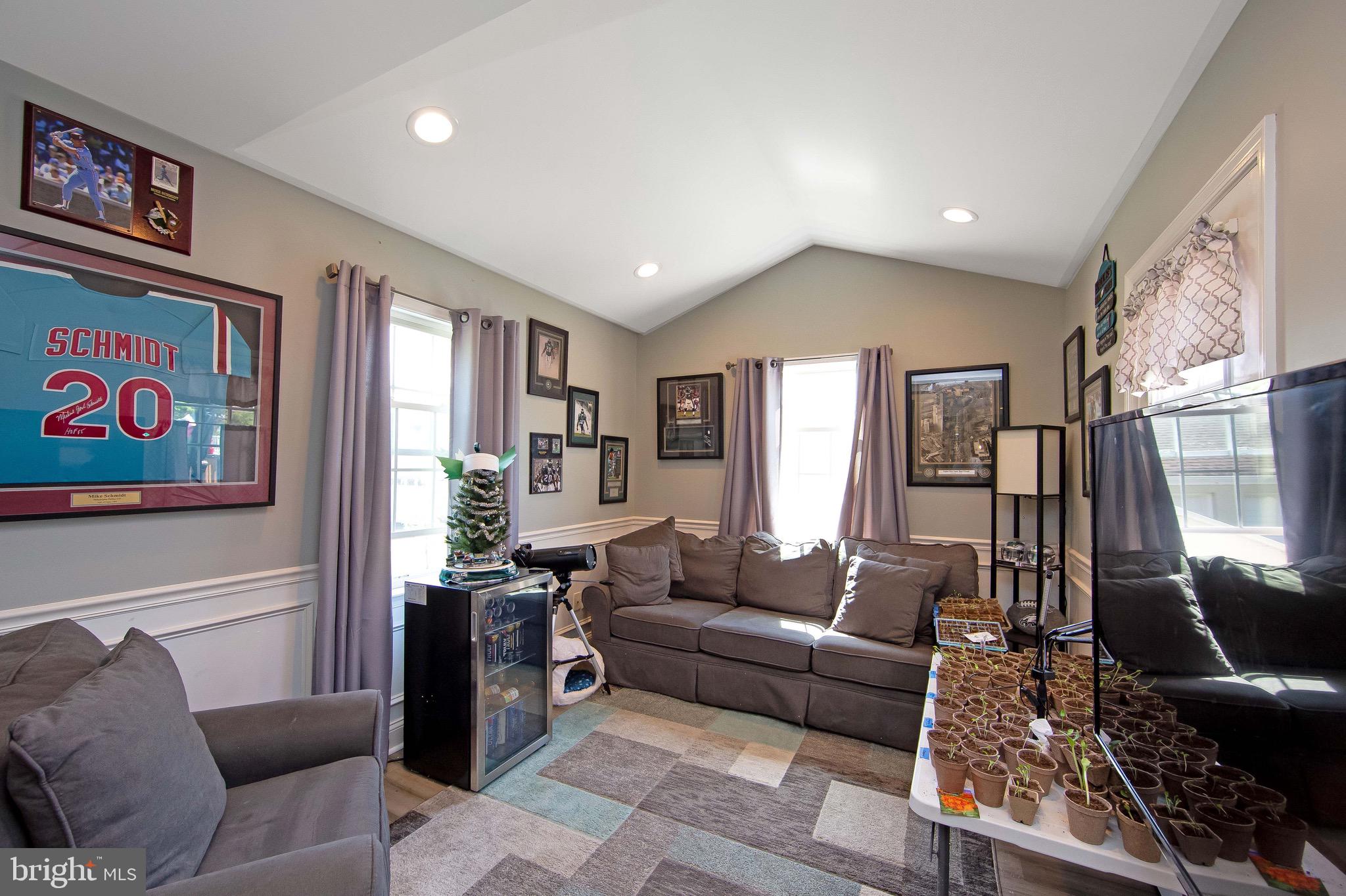 CORNWELL HGTS - Residential