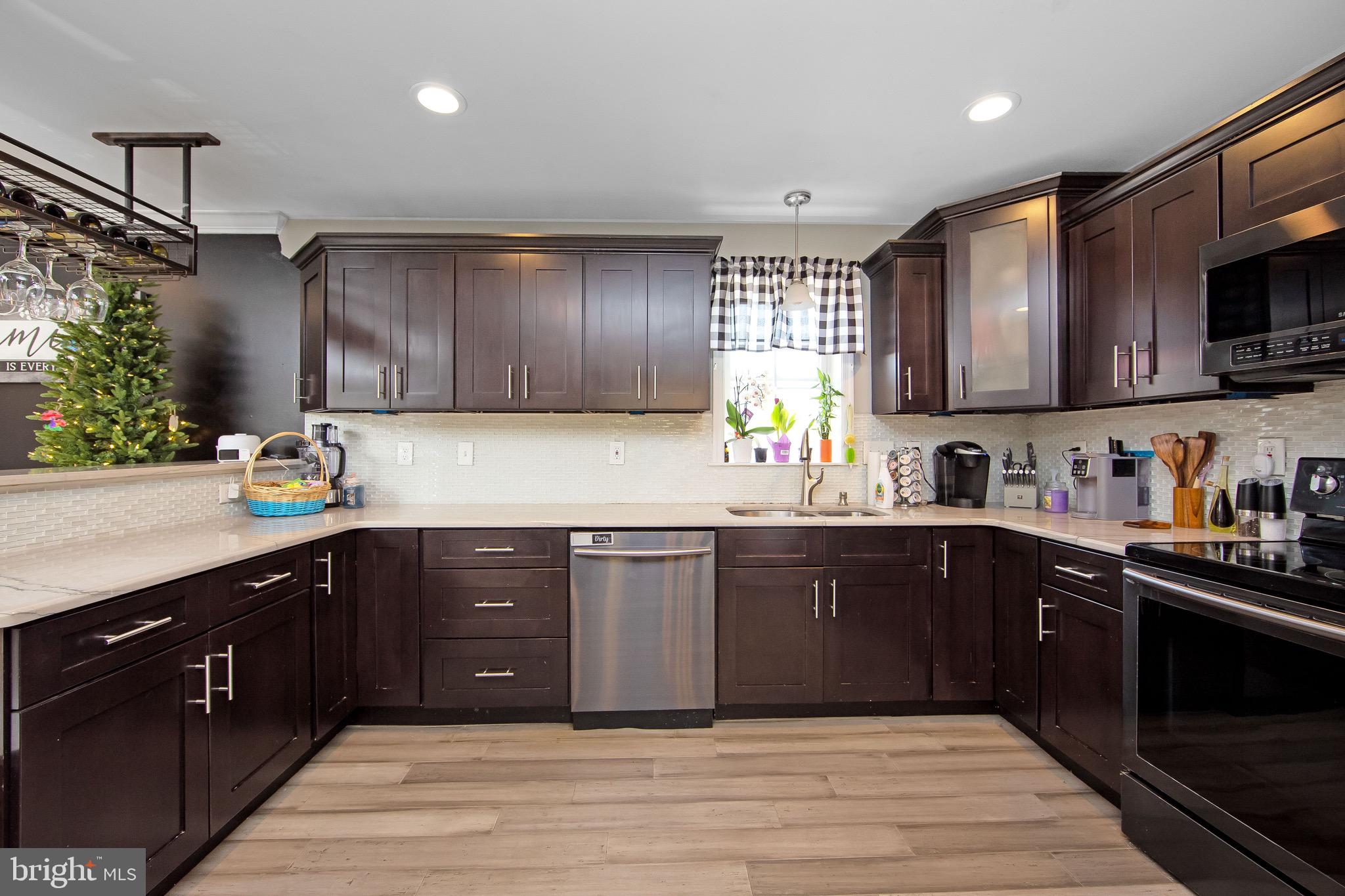 CORNWELL HGTS - Residential