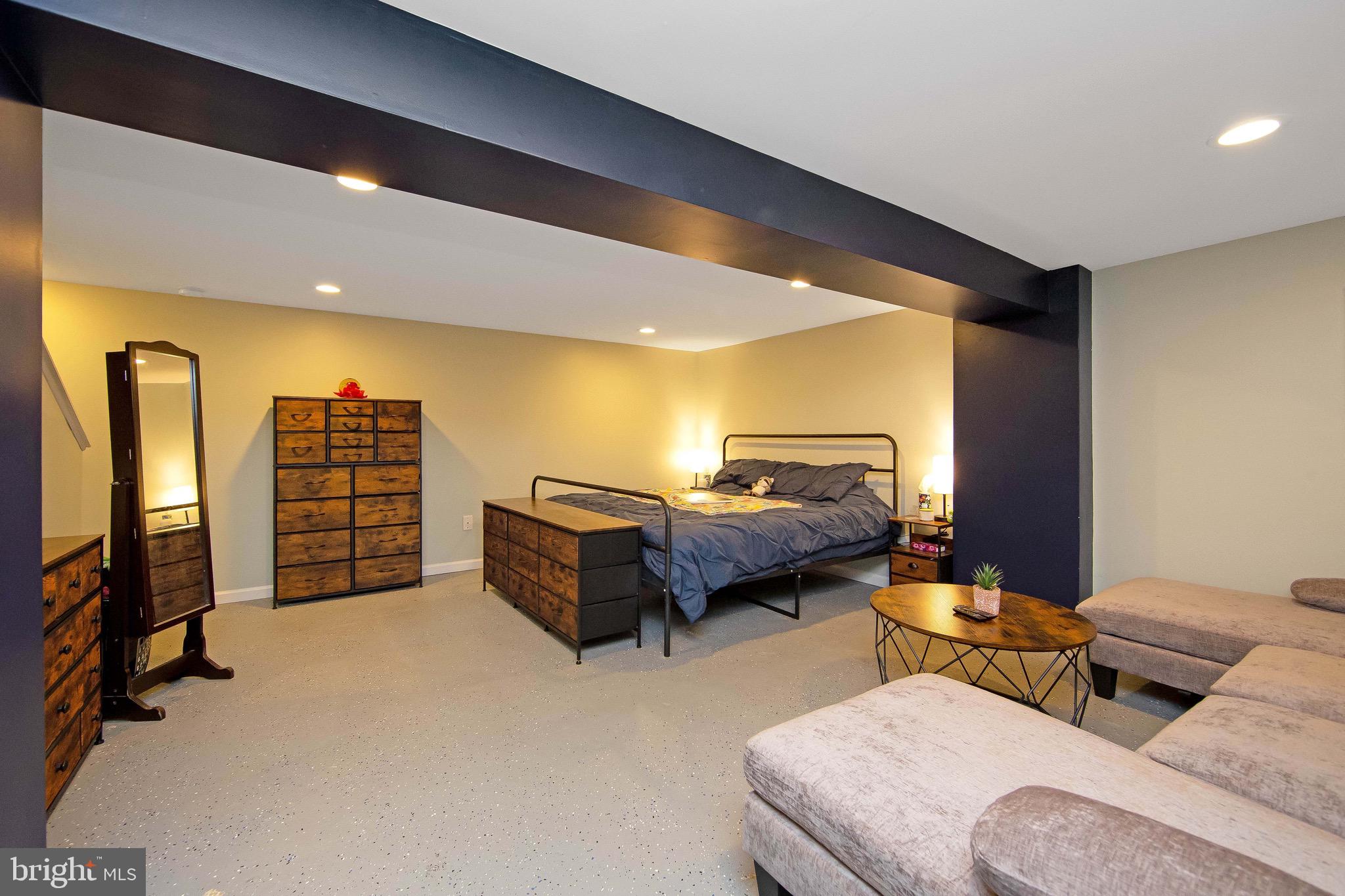 CORNWELL HGTS - Residential