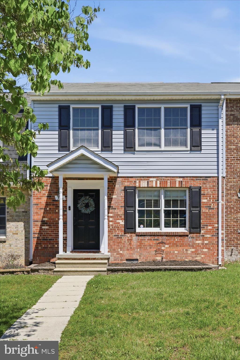 LAKEVIEW TOWNHOMES - Residential