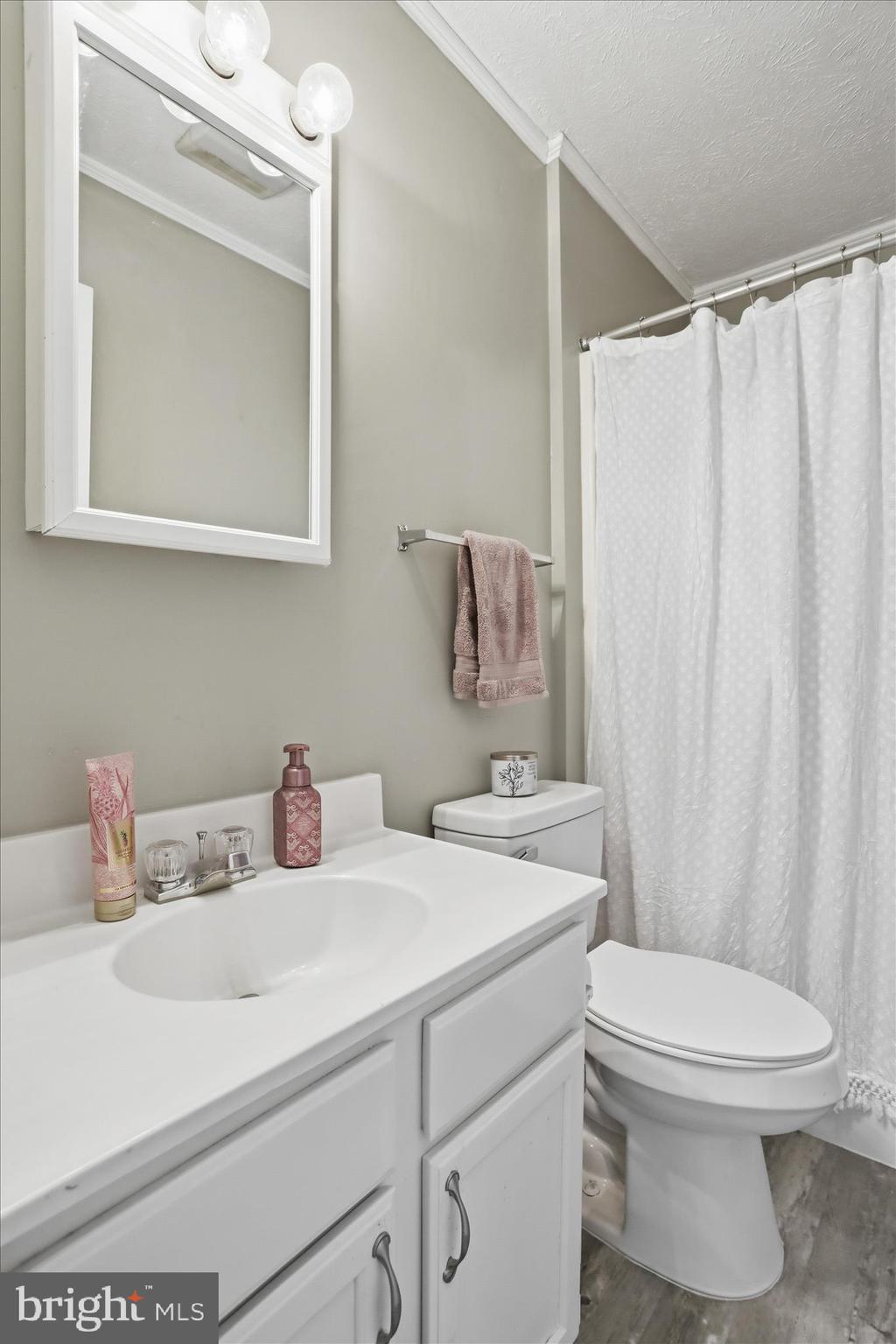 LAKEVIEW TOWNHOMES - Residential