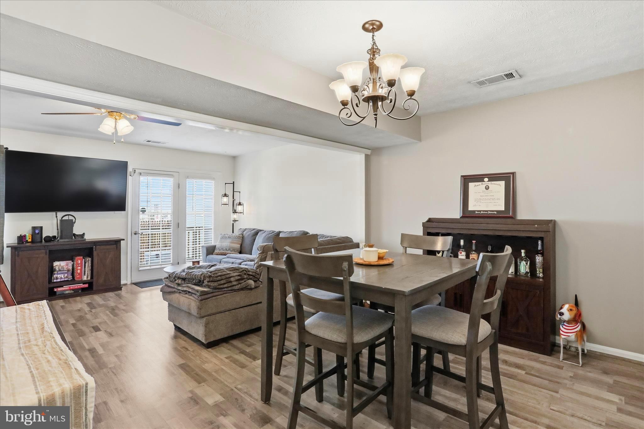 LAKEVIEW TOWNHOMES - Residential