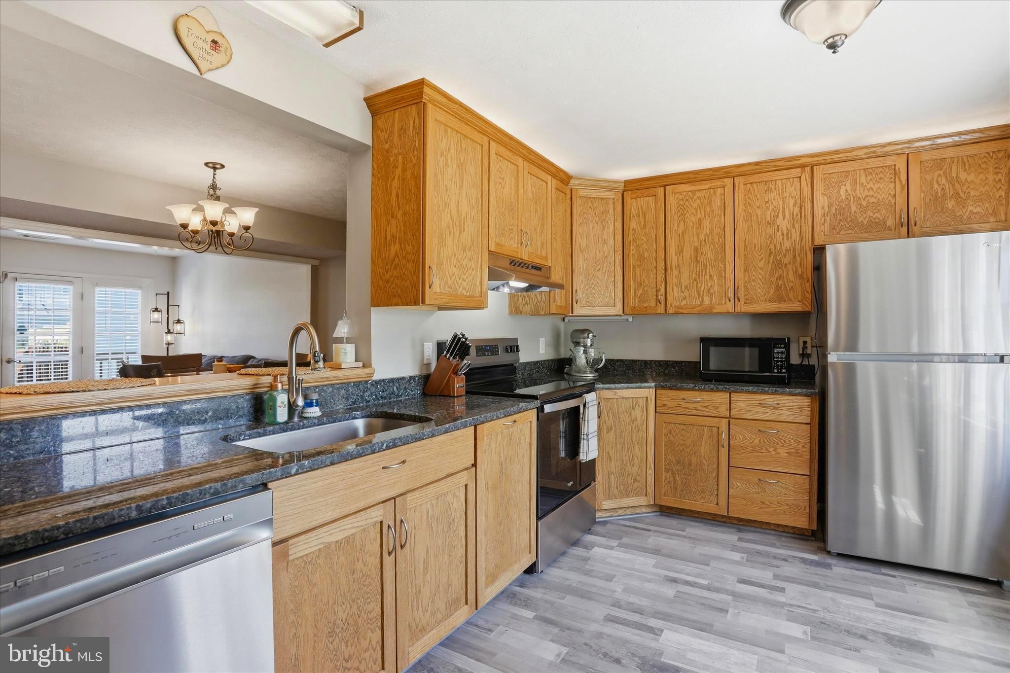LAKEVIEW TOWNHOMES - Residential