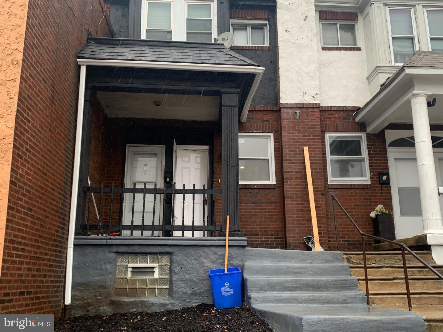 Welcome to this one bedroom 1 bathroom apartment's located in the west oak lane neighborhood of Philadelphia this apartment has been recently updated with newer flooring, paint.