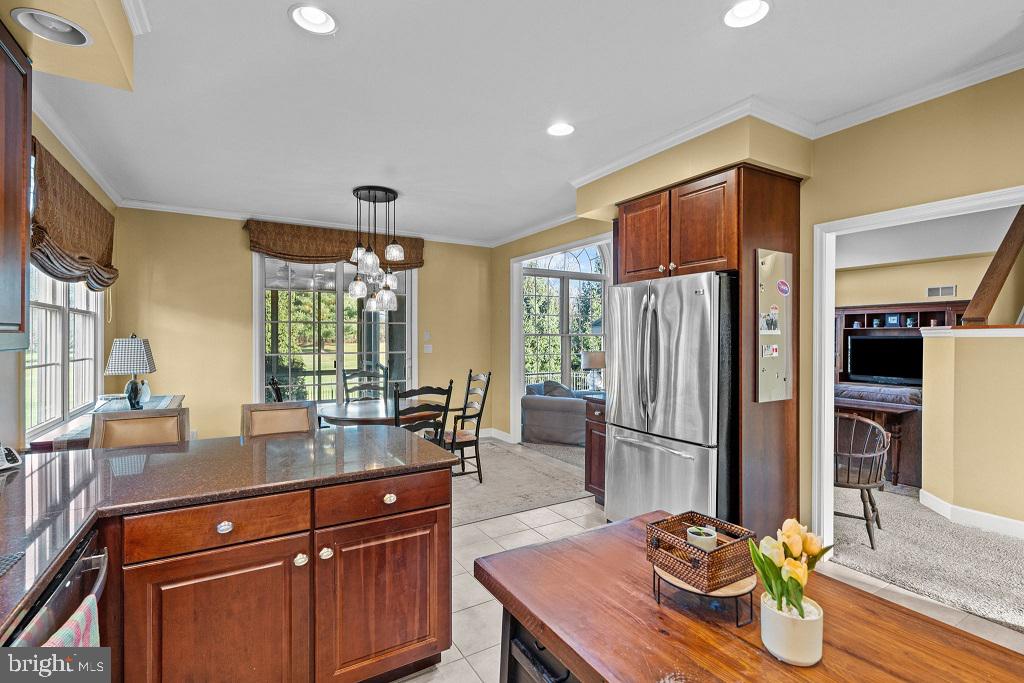 FARMINGTON - Residential