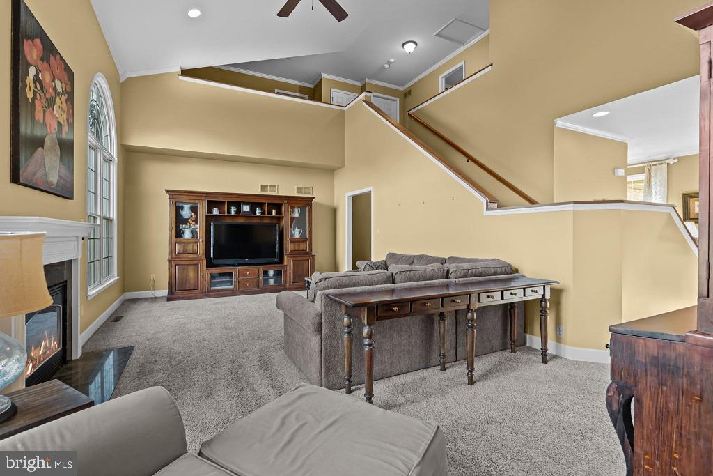 FARMINGTON - Residential