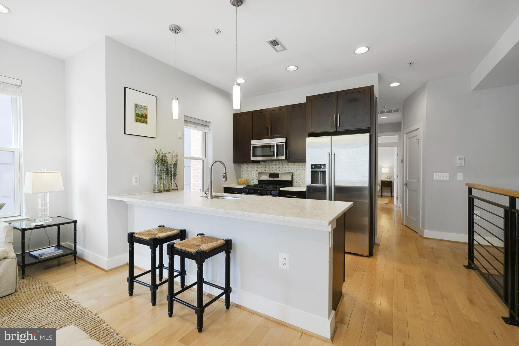 MOUNT PLEASANT - Residential