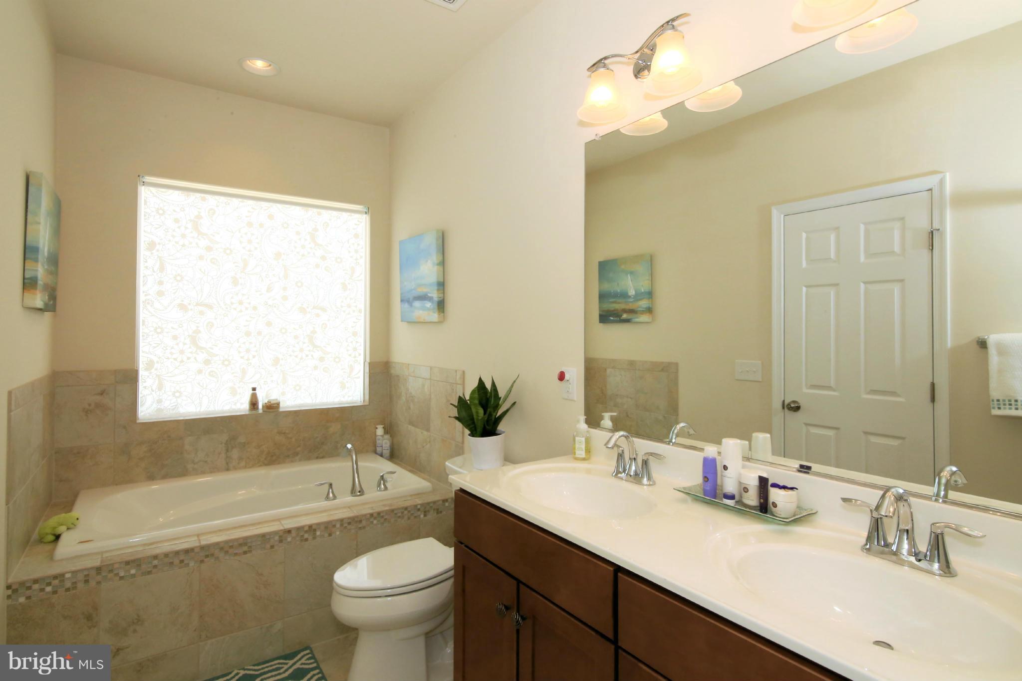 BELMONT RESERVE - Residential Lease