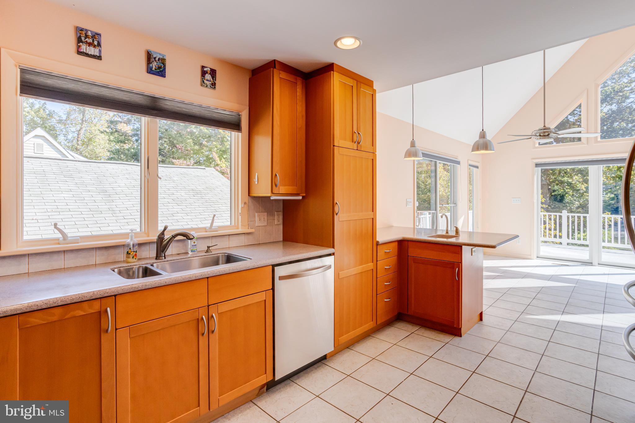 SUE CREEK - Residential