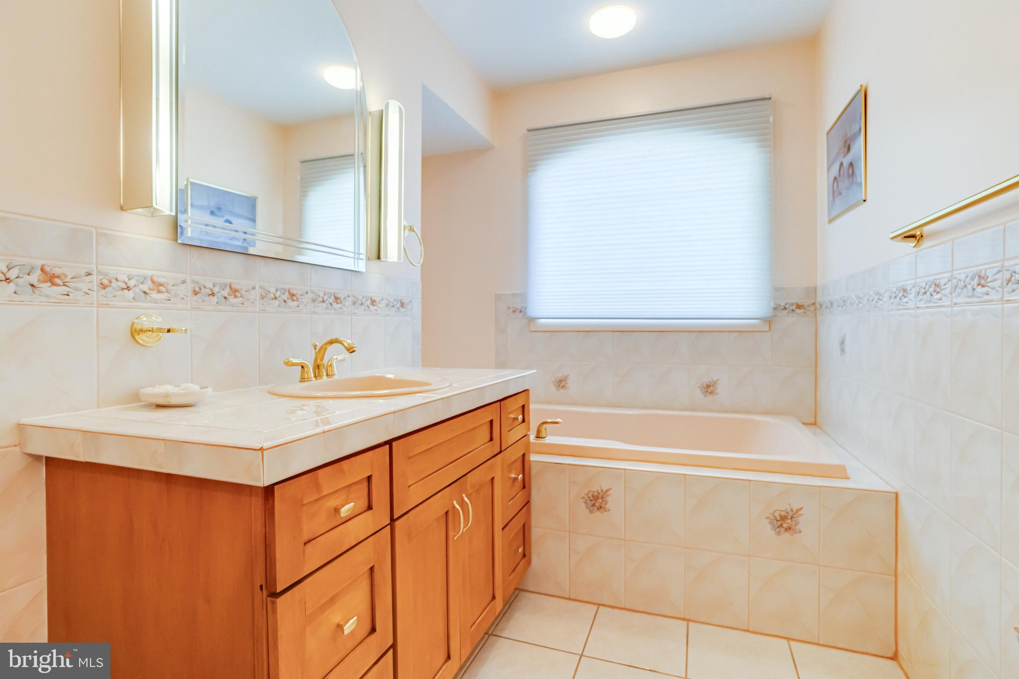 SUE CREEK - Residential