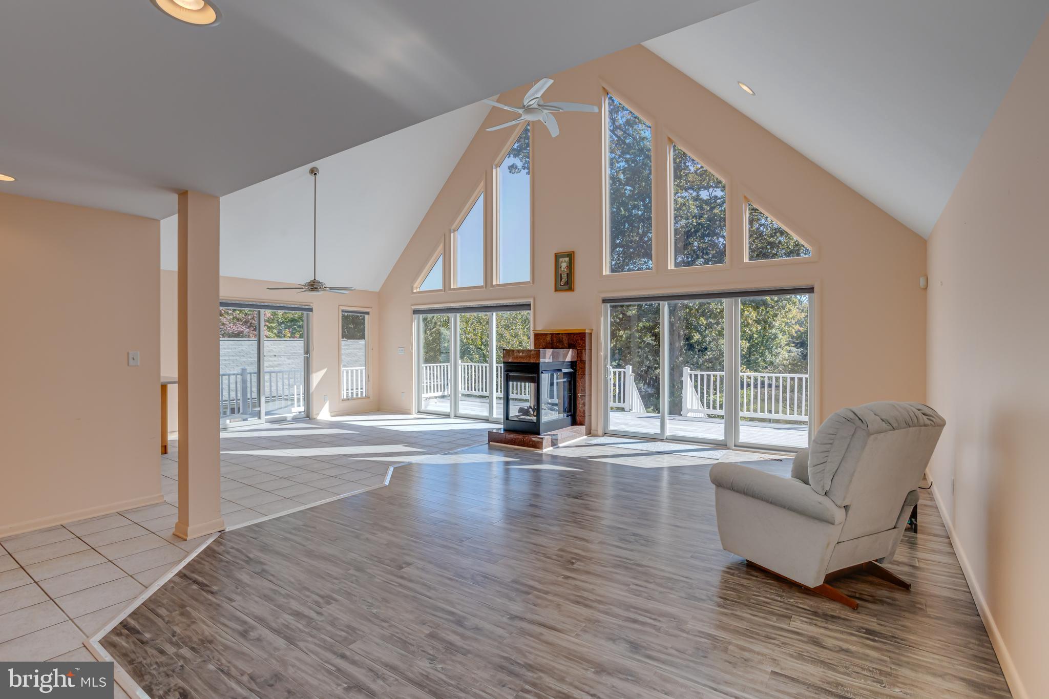 SUE CREEK - Residential