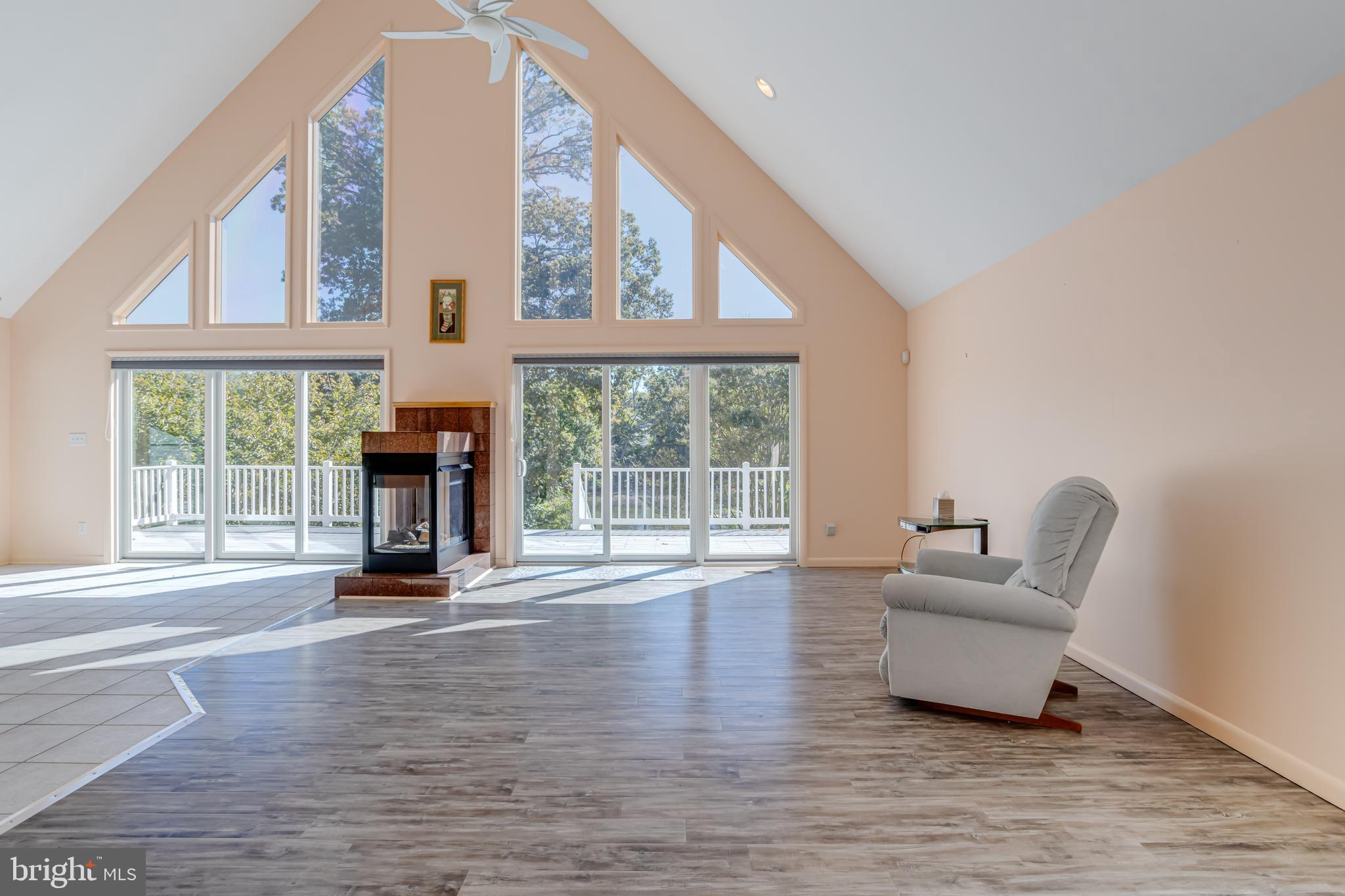 SUE CREEK - Residential