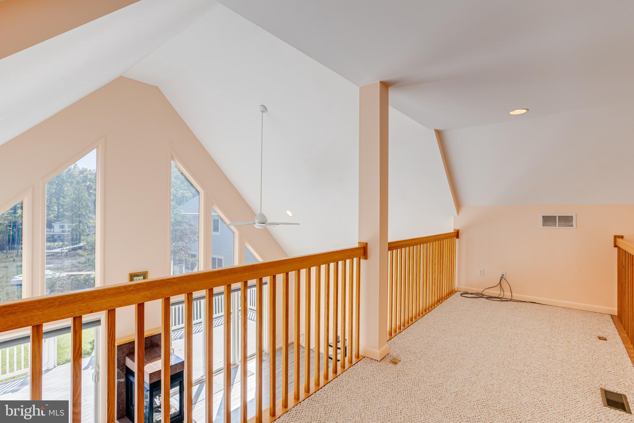 SUE CREEK - Residential