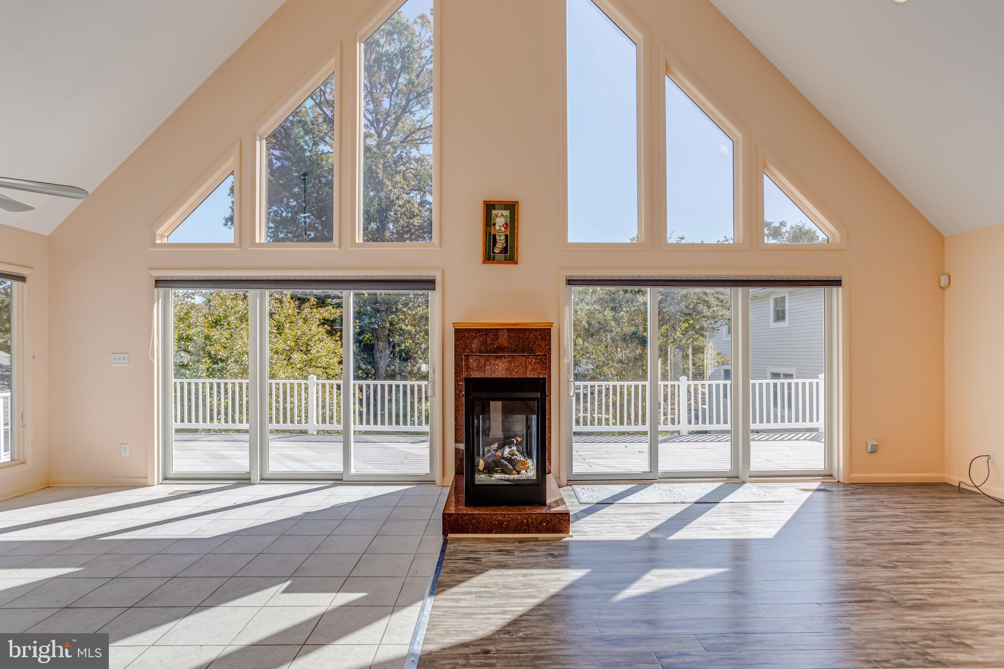 SUE CREEK - Residential