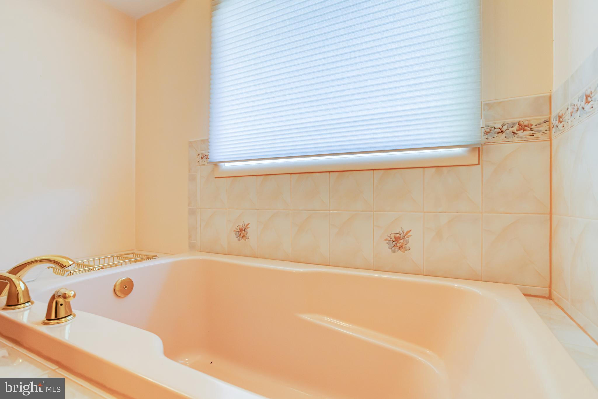 SUE CREEK - Residential