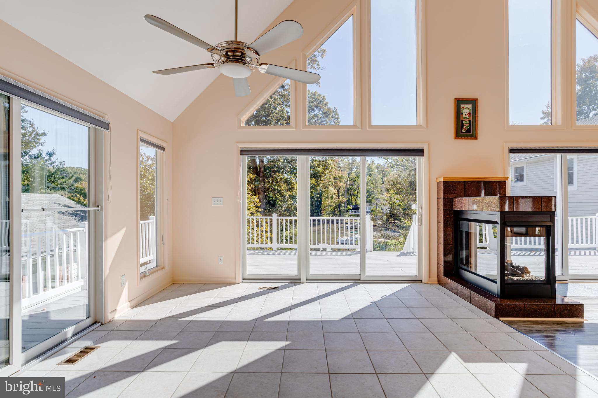 SUE CREEK - Residential