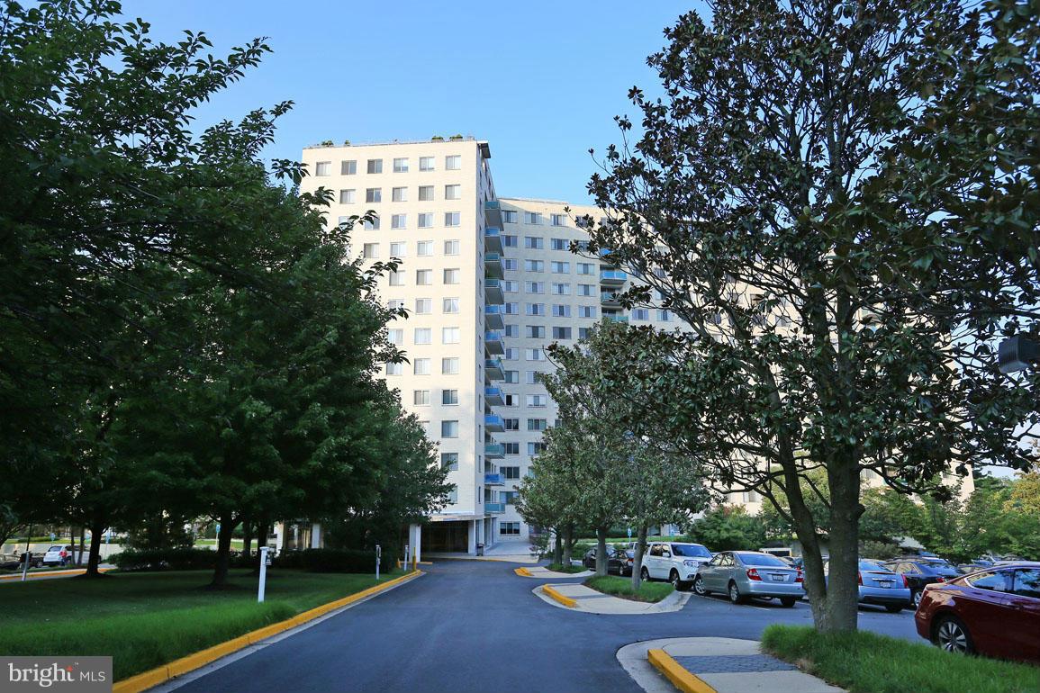 GROSVENOR PARK - Residential Lease