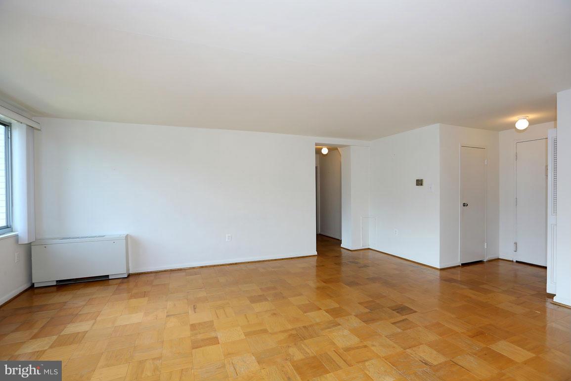 GROSVENOR PARK - Residential Lease