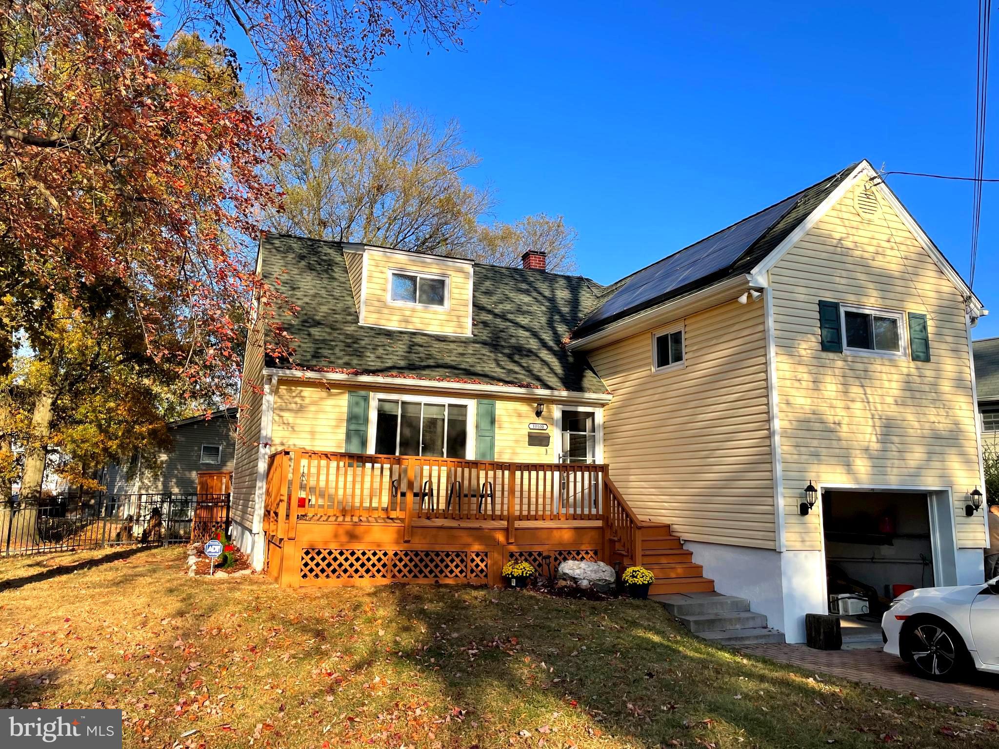 SUNNYSIDE - Residential Lease