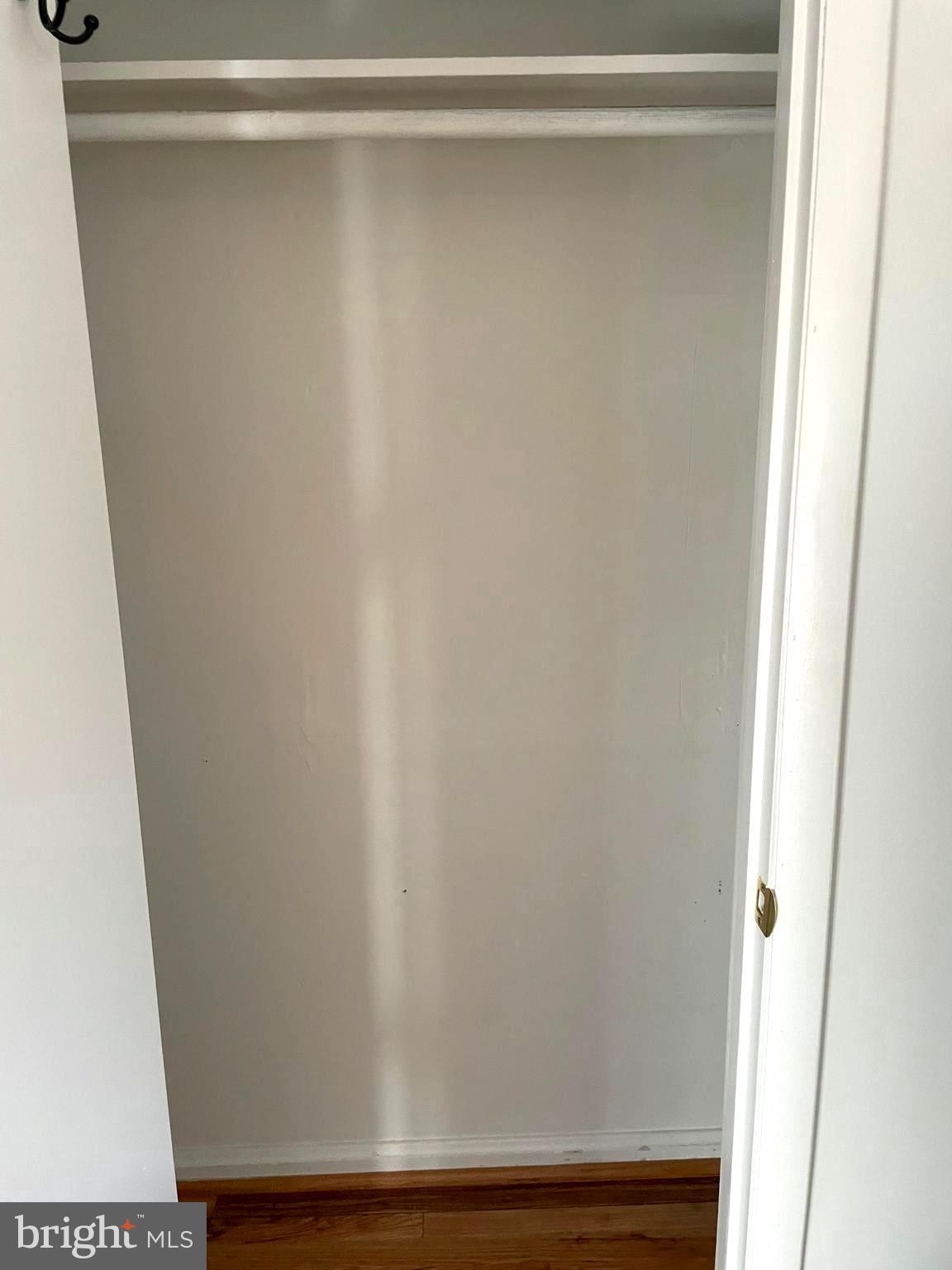 SUNNYSIDE - Residential Lease