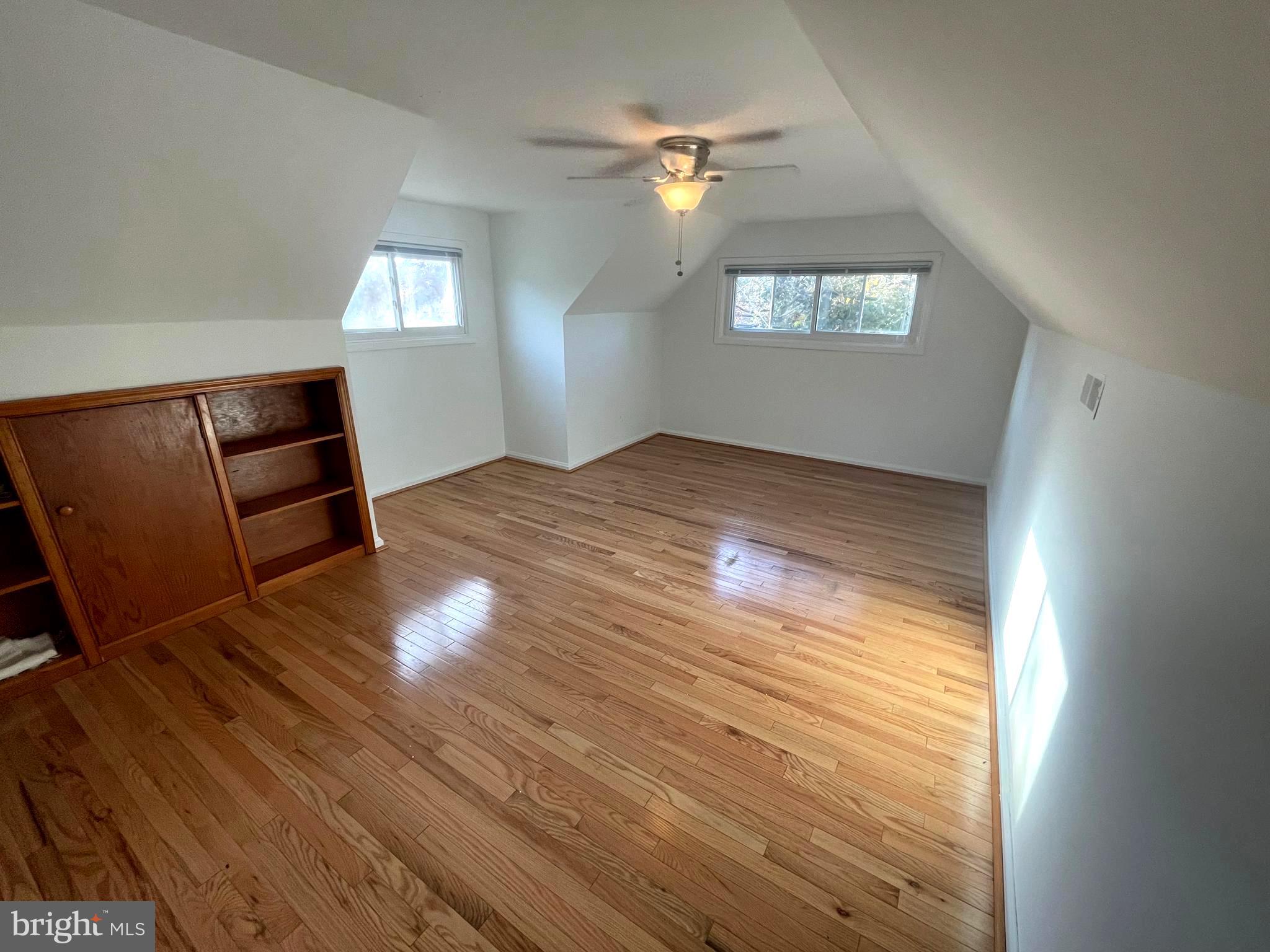 SUNNYSIDE - Residential Lease