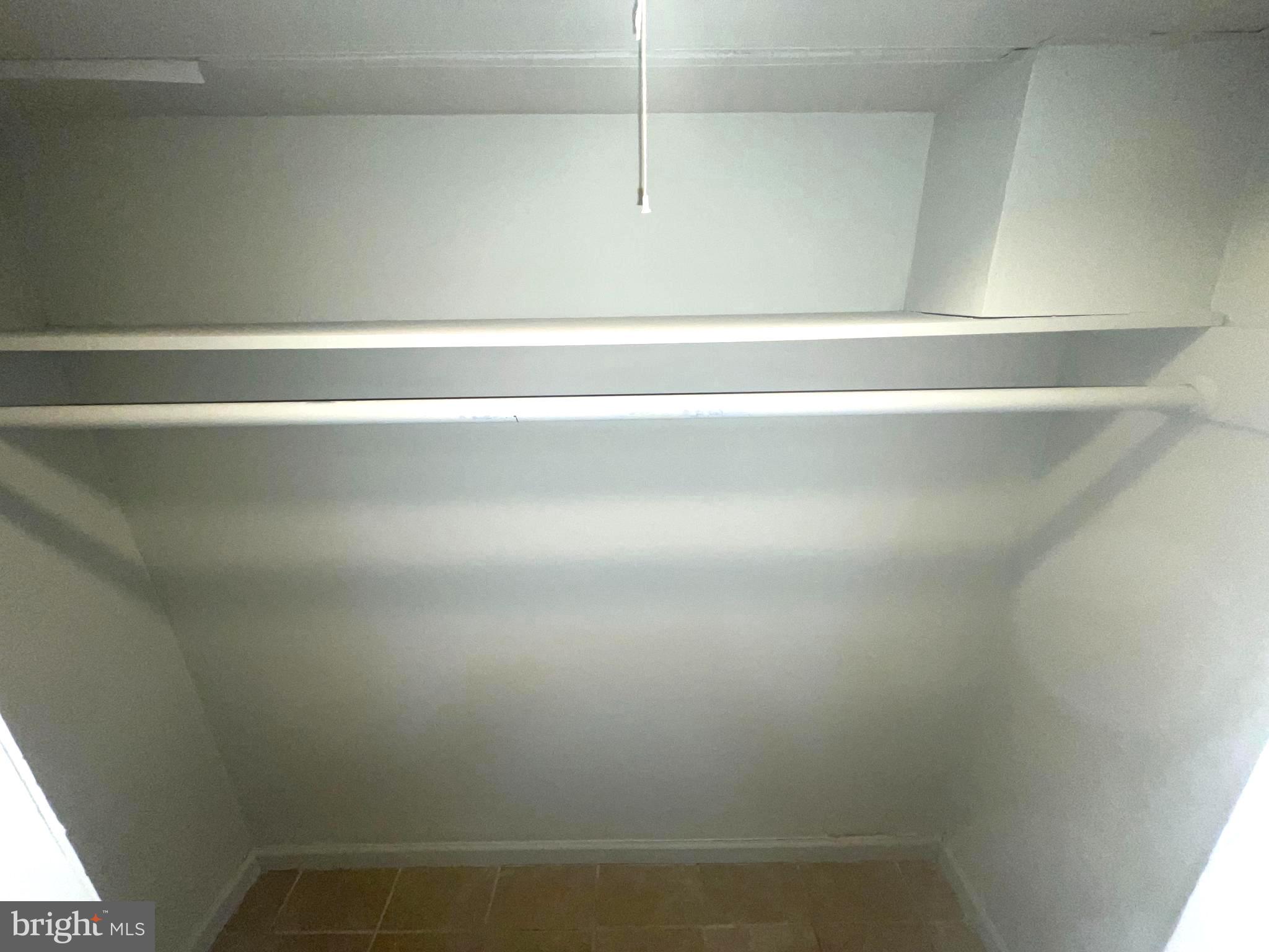 SUNNYSIDE - Residential Lease