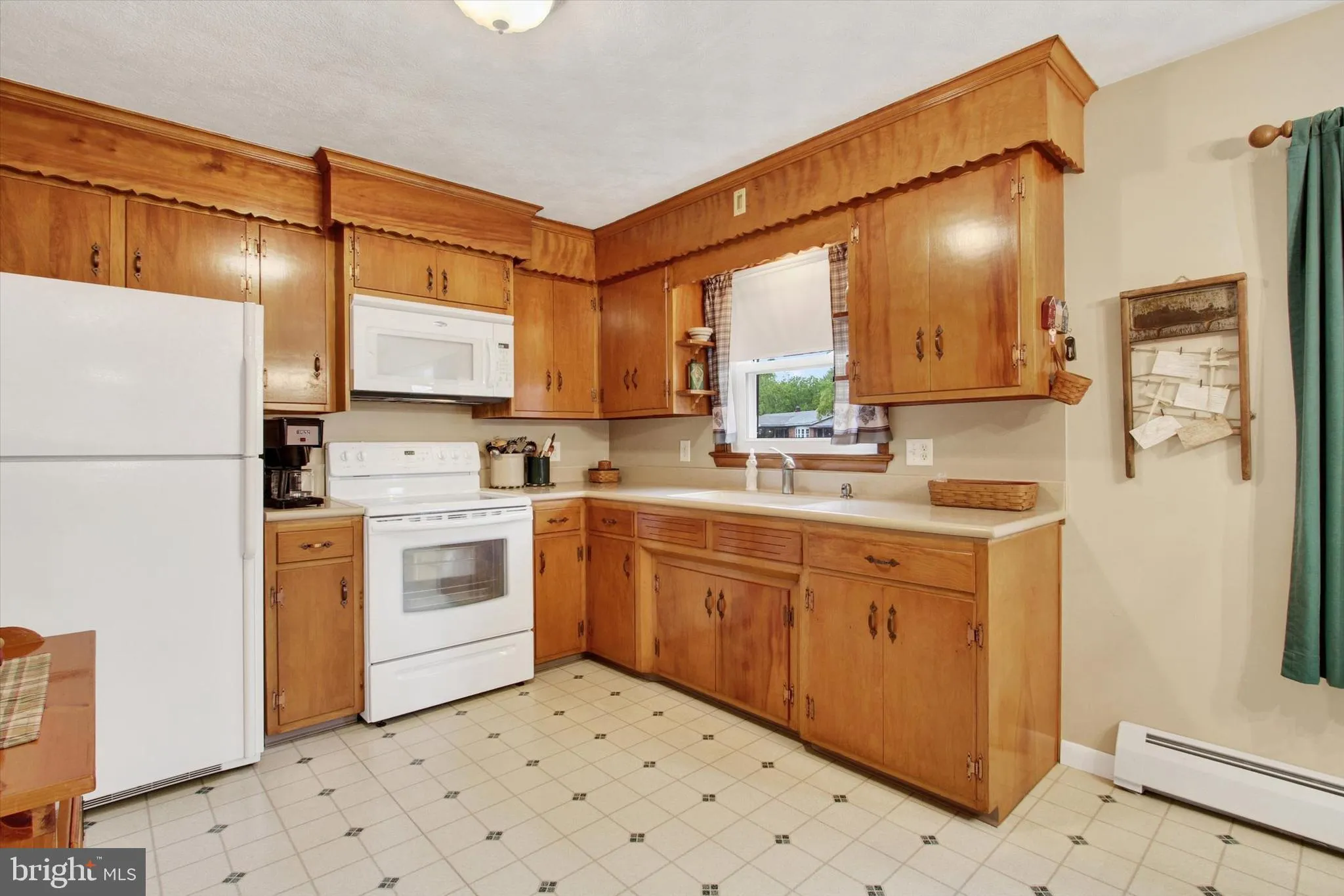 Abbottstown, Pennsylvania 17301, United States, 2 Bedrooms Bedrooms, ,2 BathroomsBathrooms,Residential,Pending,133786