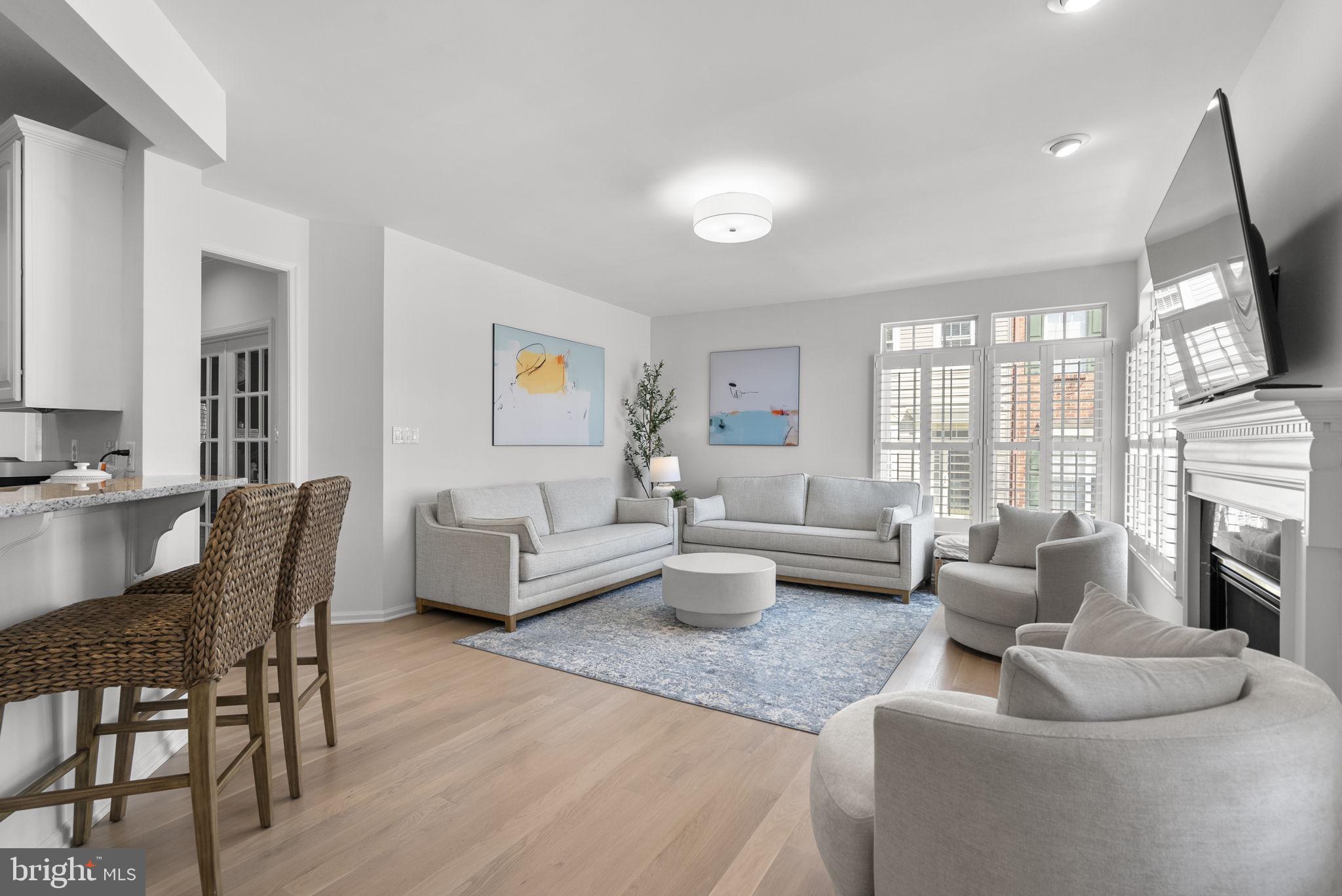 LAKELANDS - Residential