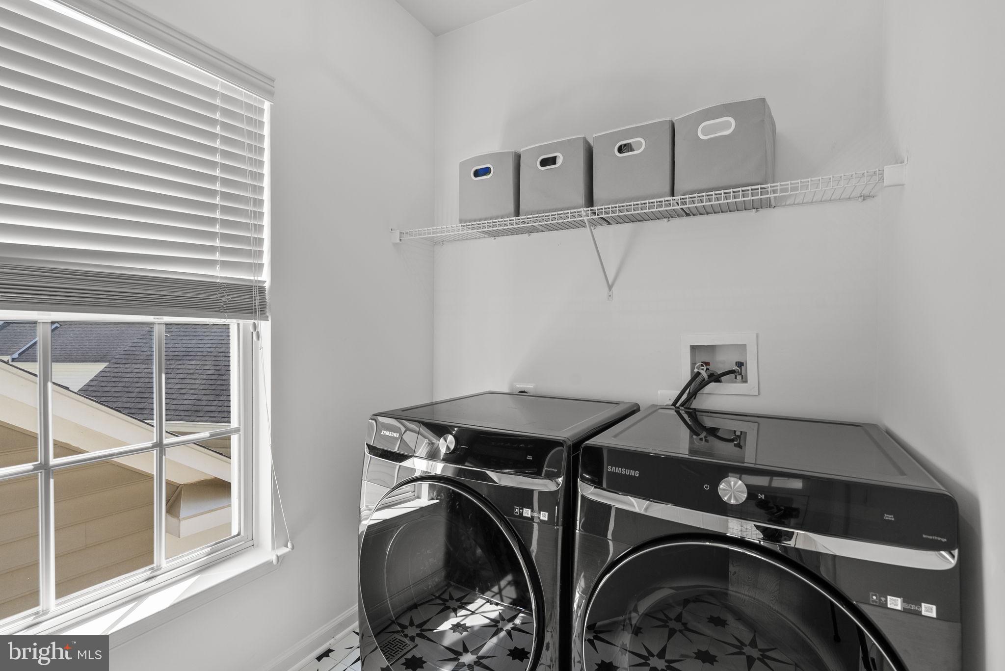 LAKELANDS - Residential