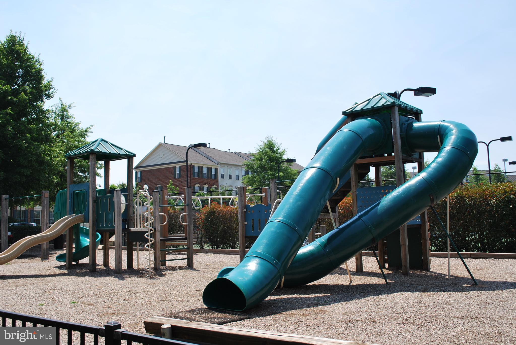 LAKELANDS - Residential