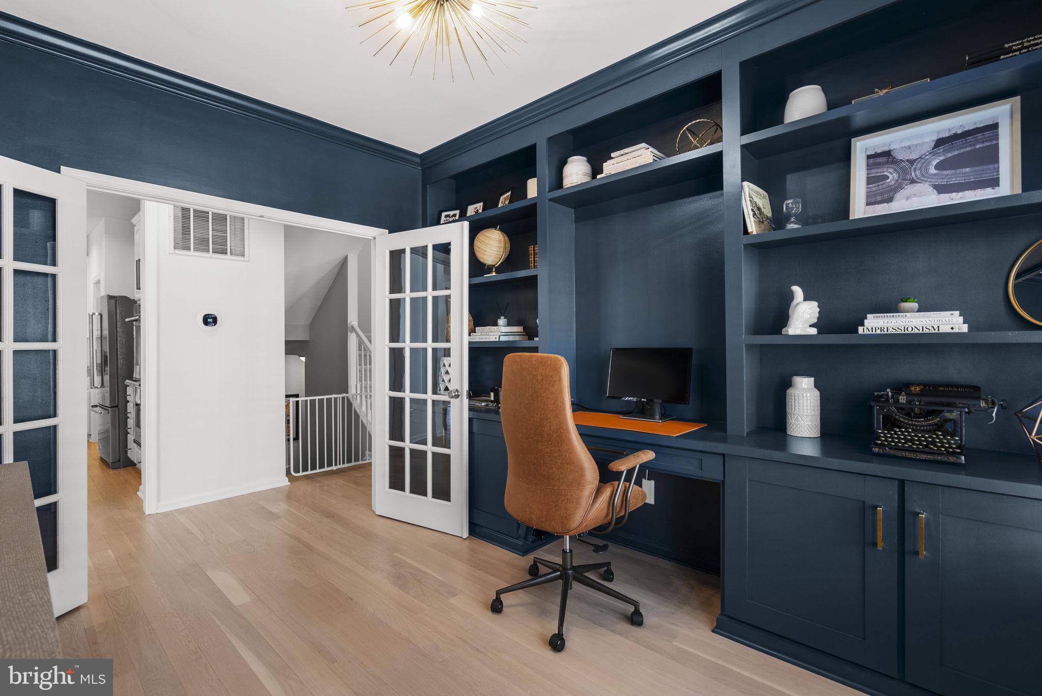 LAKELANDS - Residential