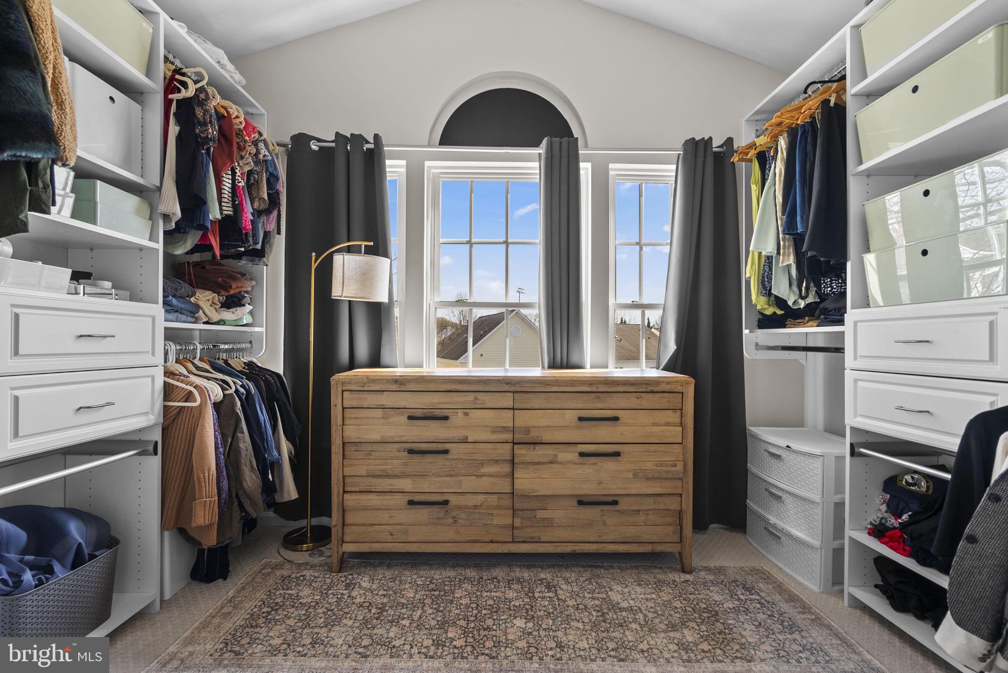 LAKELANDS - Residential